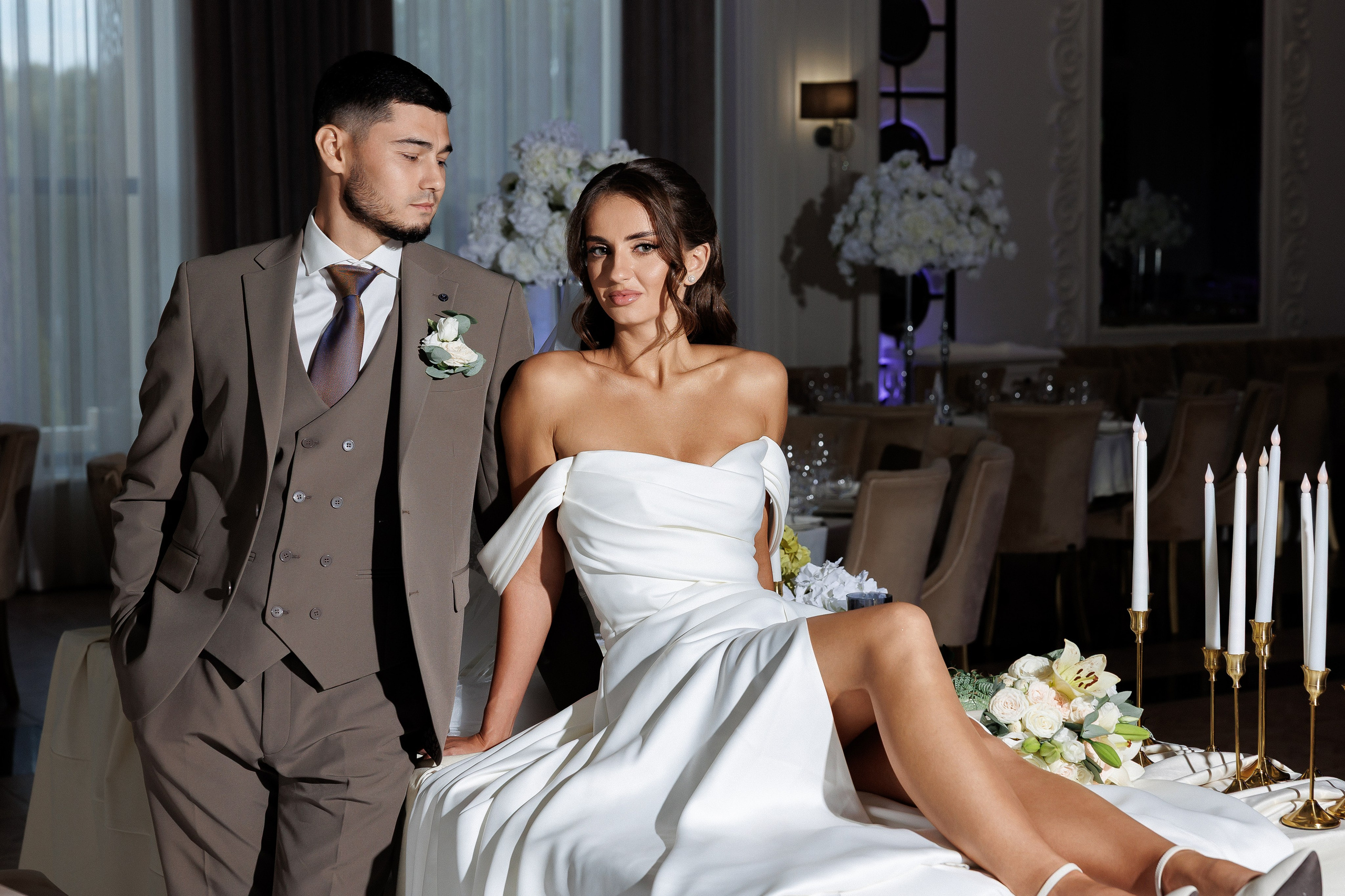 Eugen & Livia — Grand Elysee — Wedding Day. Servicii Foto și Video 067188353