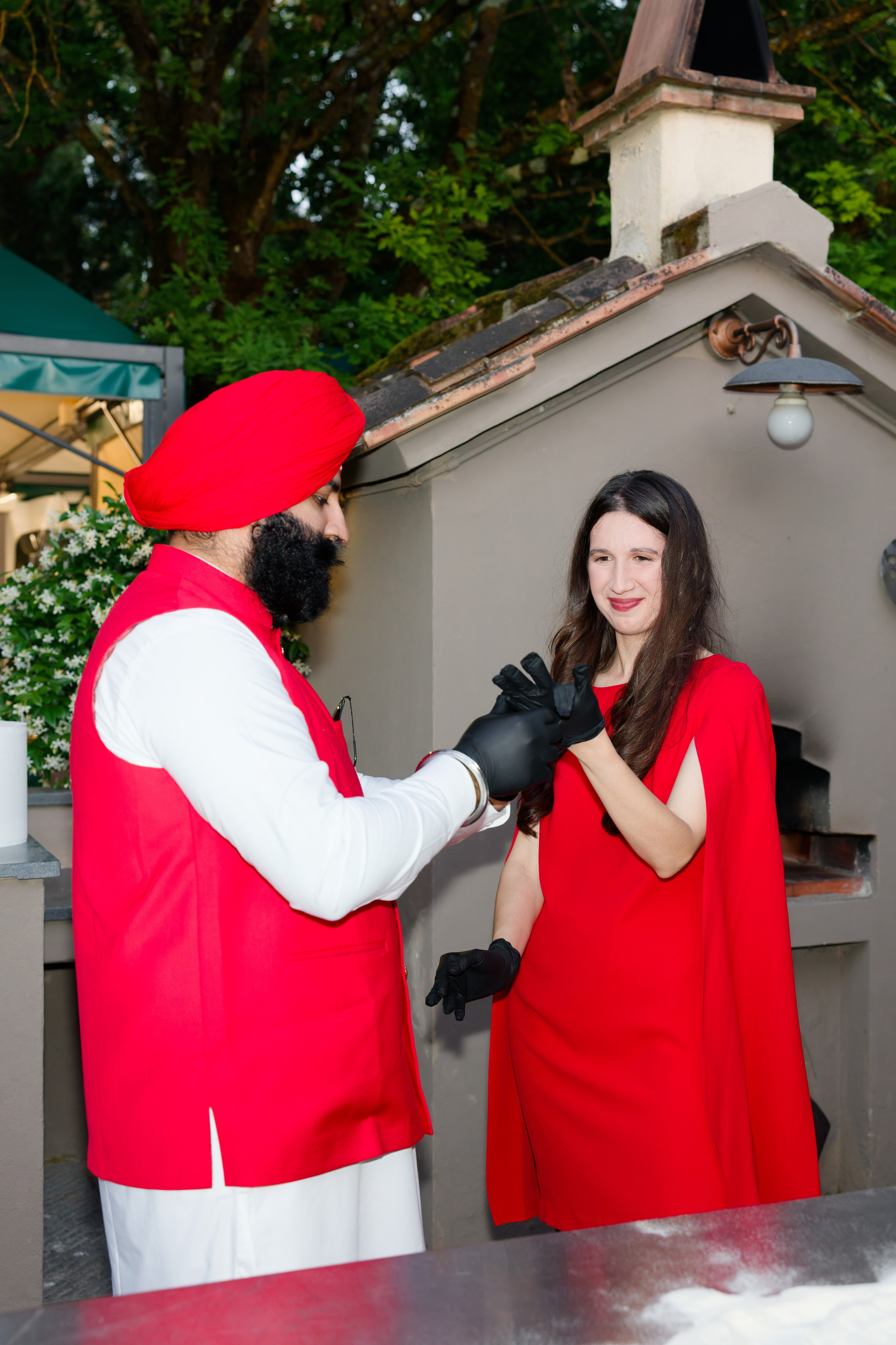 Pizza Party at Tenuta Massini, Florence, Italy. Destination Wedding Photographer — Nikita Burtsev