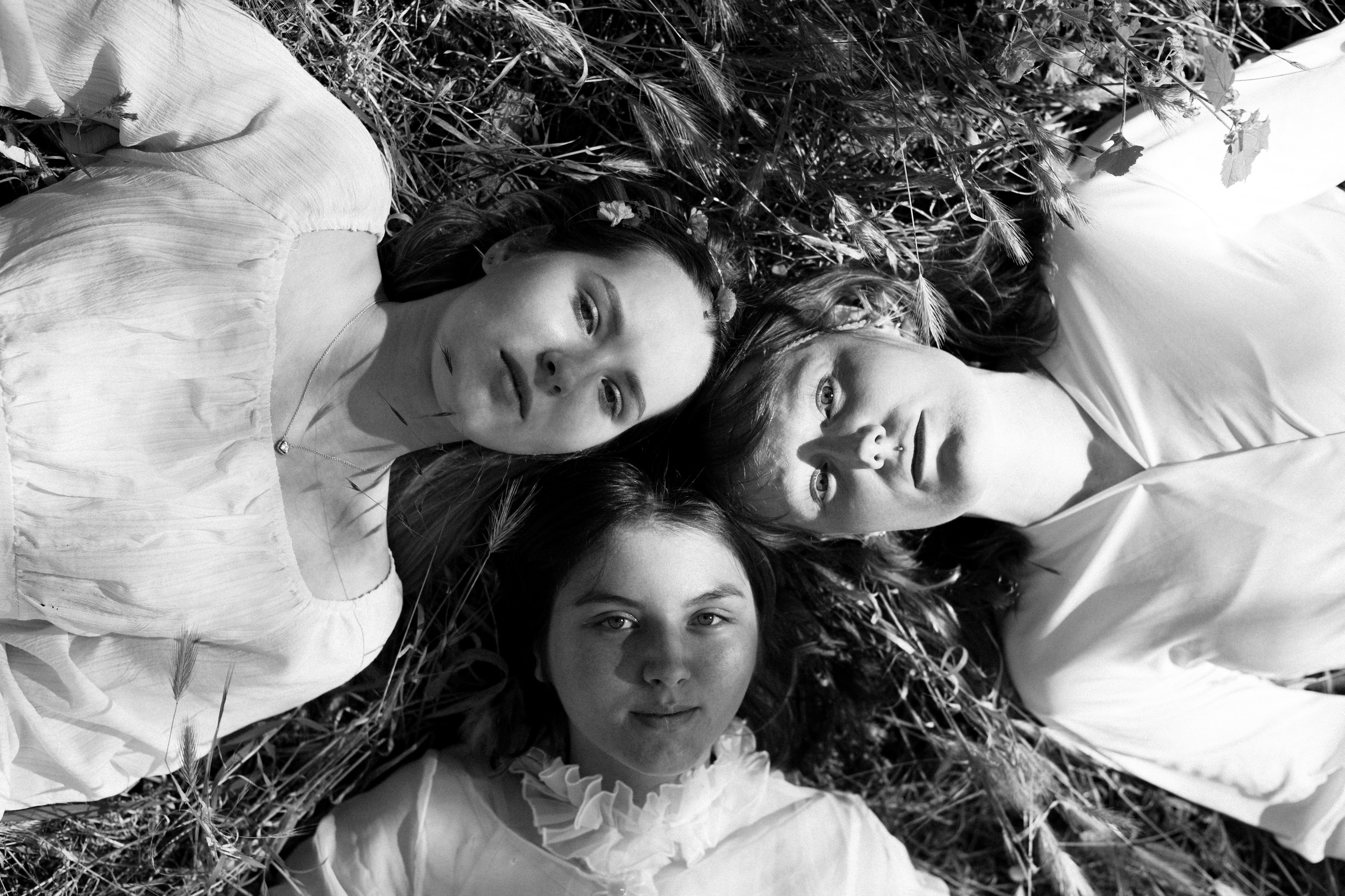 Fairy photoshoot with Dasha, Kamila, Brittany. Photographer in Greece Kristina