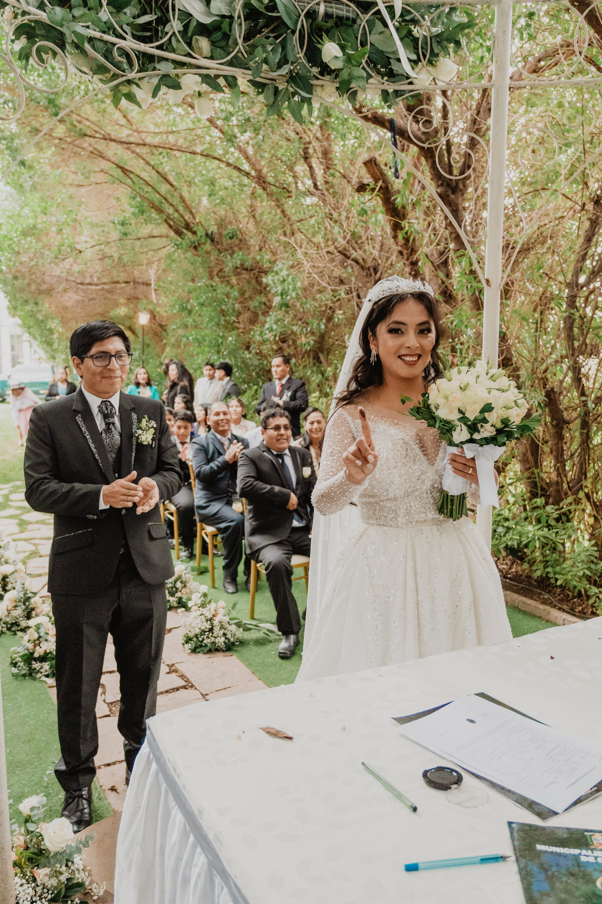 FERNANDO + MARIBEL | BODA RELIGIOSA. Studio KVTA | Fotografía y Video de Bodas en Arequipa