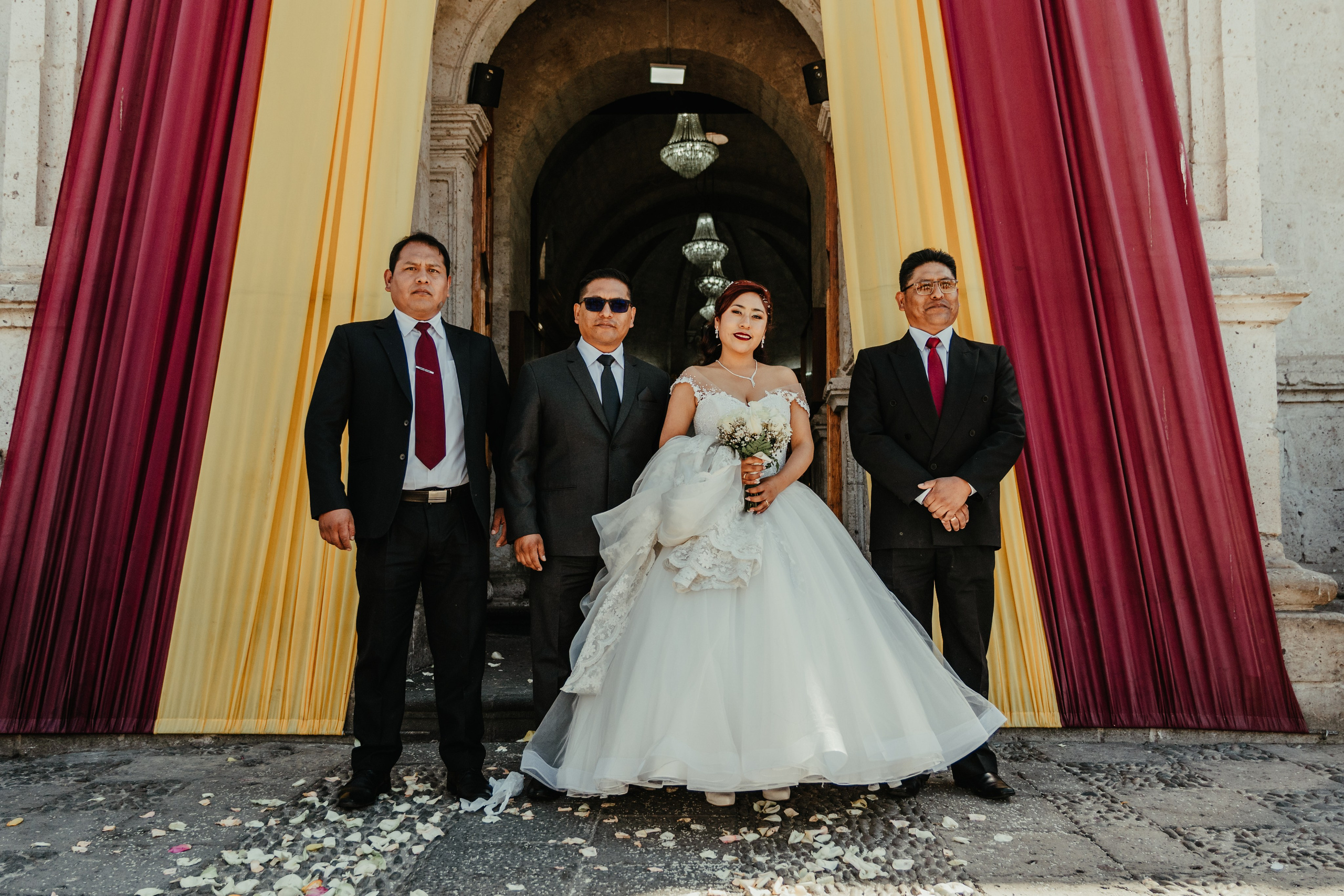 VANESSA + FRANKLIN BODA RELIGIOSA. Studio KVTA | Fotografía y Video de Bodas en Arequipa