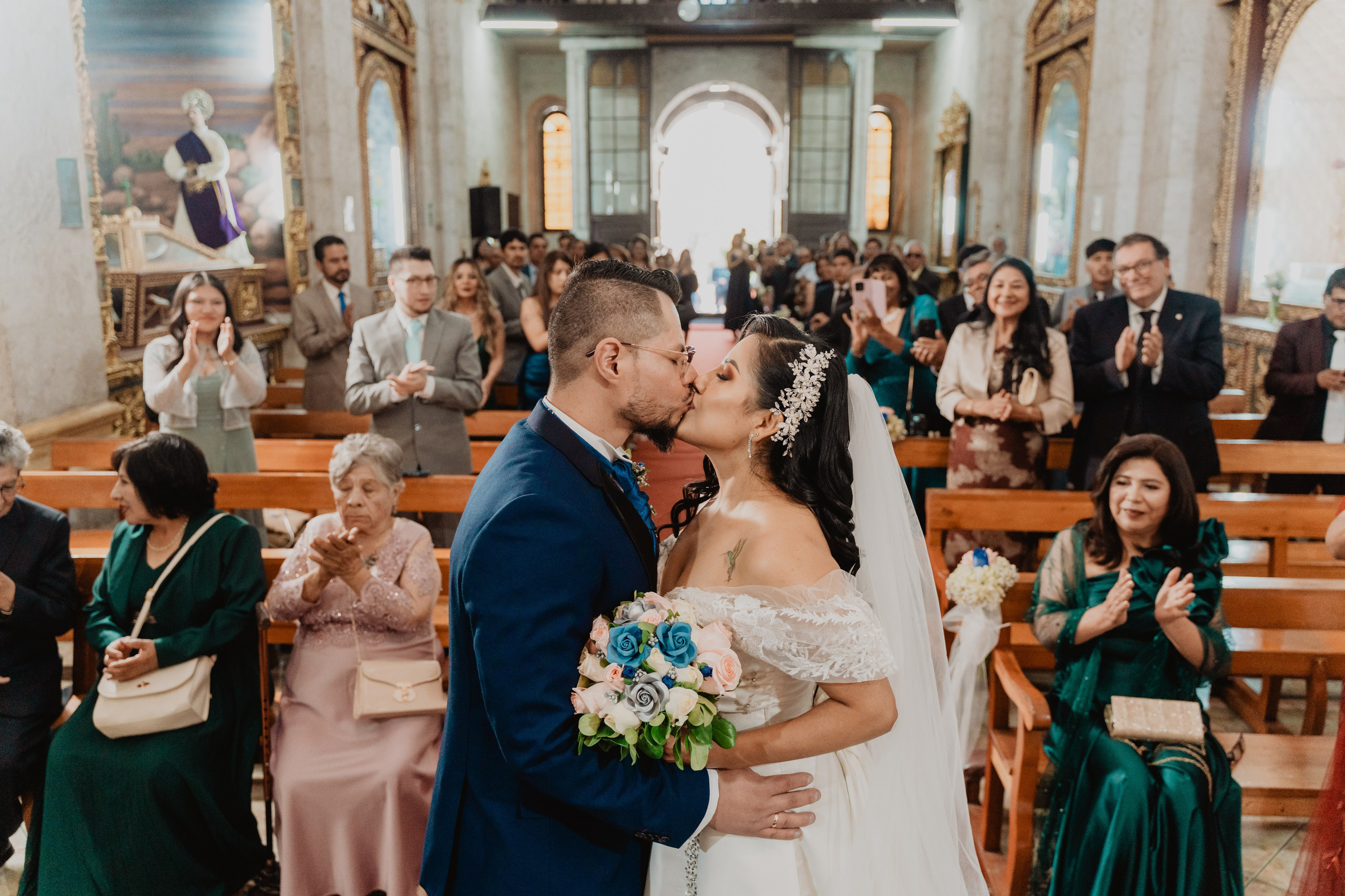 GABRIELA + JORGE | BODA CIVIL RELIGIOSA. Studio KVTA | Fotografía y Video de Bodas en Arequipa