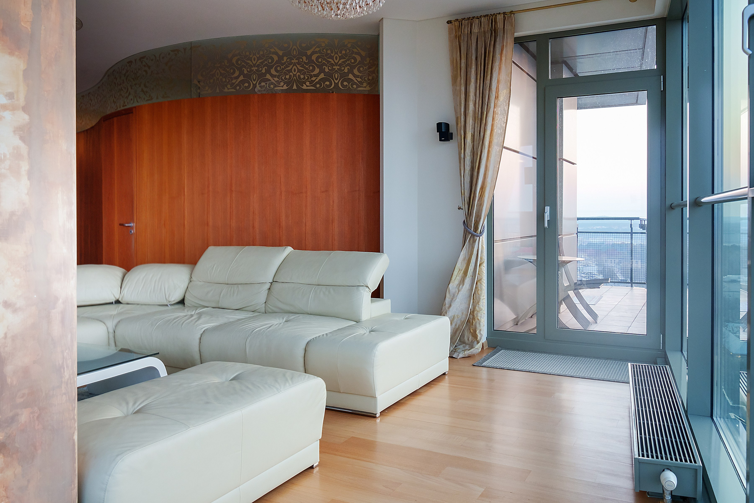 Savanoriu g. 1. Elina Sapiega fotografė Vilniuje