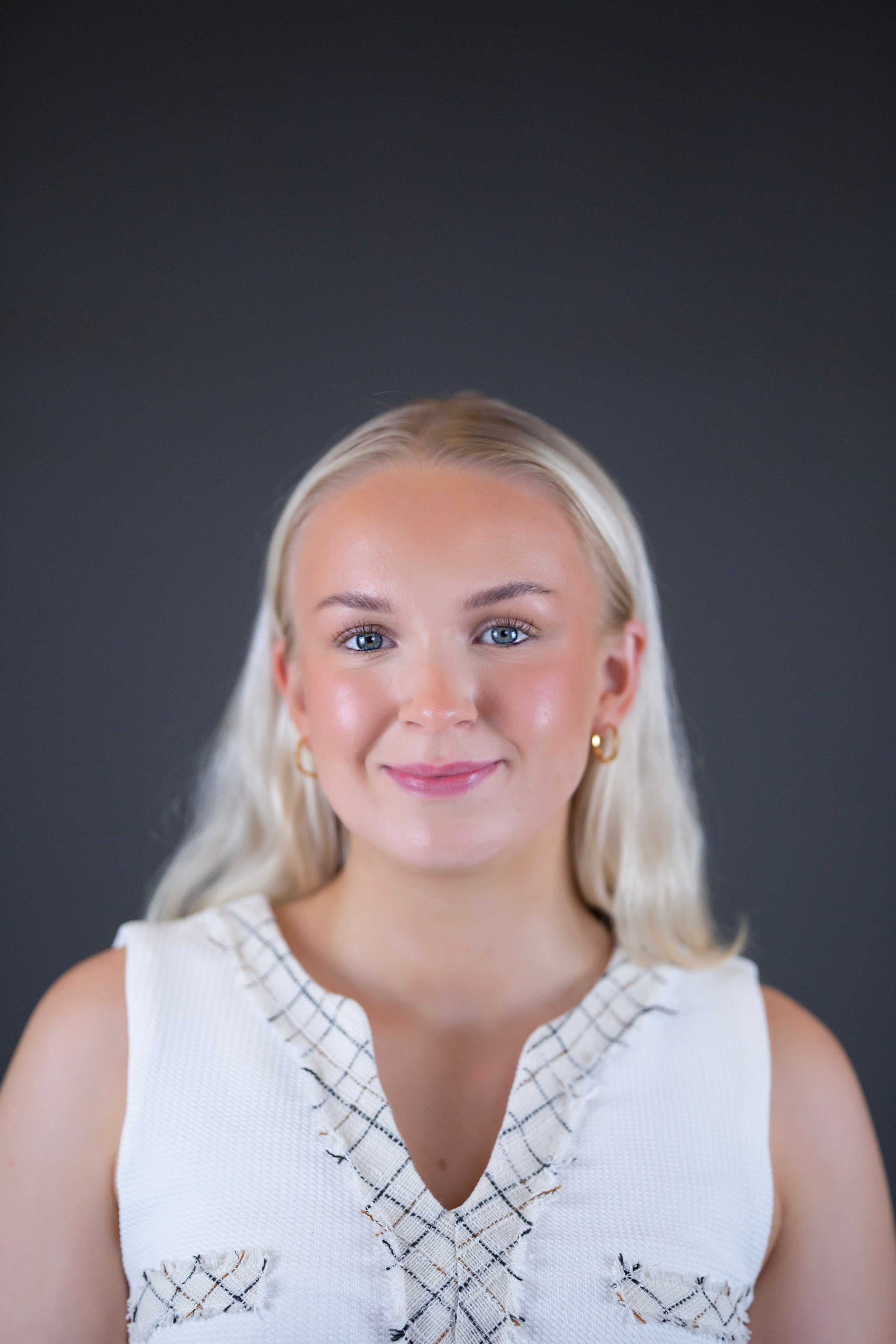 Lea. Family and real state photographer in Haugesund Dina Vikra