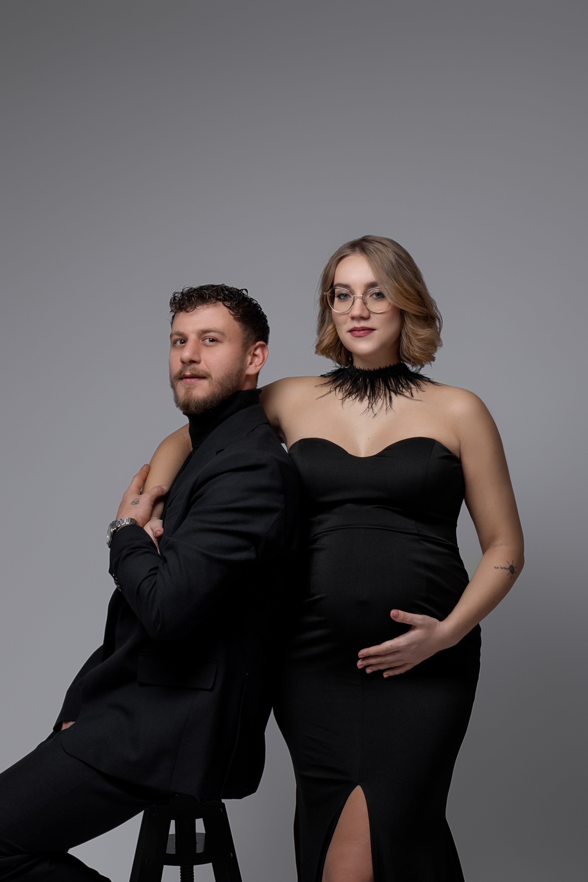 Babybauchshooting im Studio. Fotografin Heidenheim / Newborn, Babybauch & Familie - Nadine Schmalz