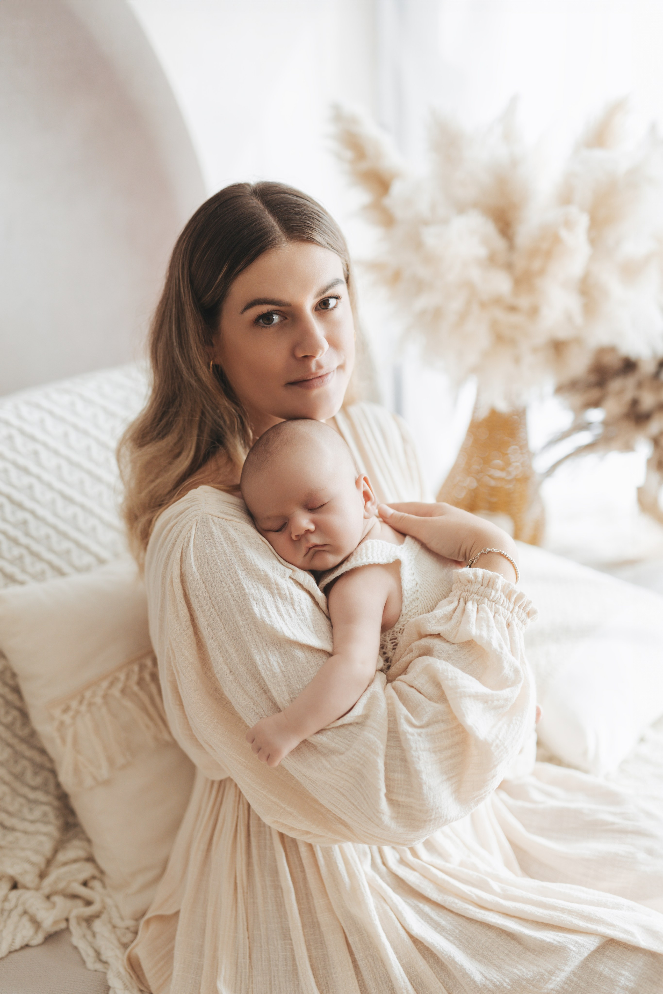 Newborn Natural. Newborn, kids, family photographer based near Zurich, Switzerland