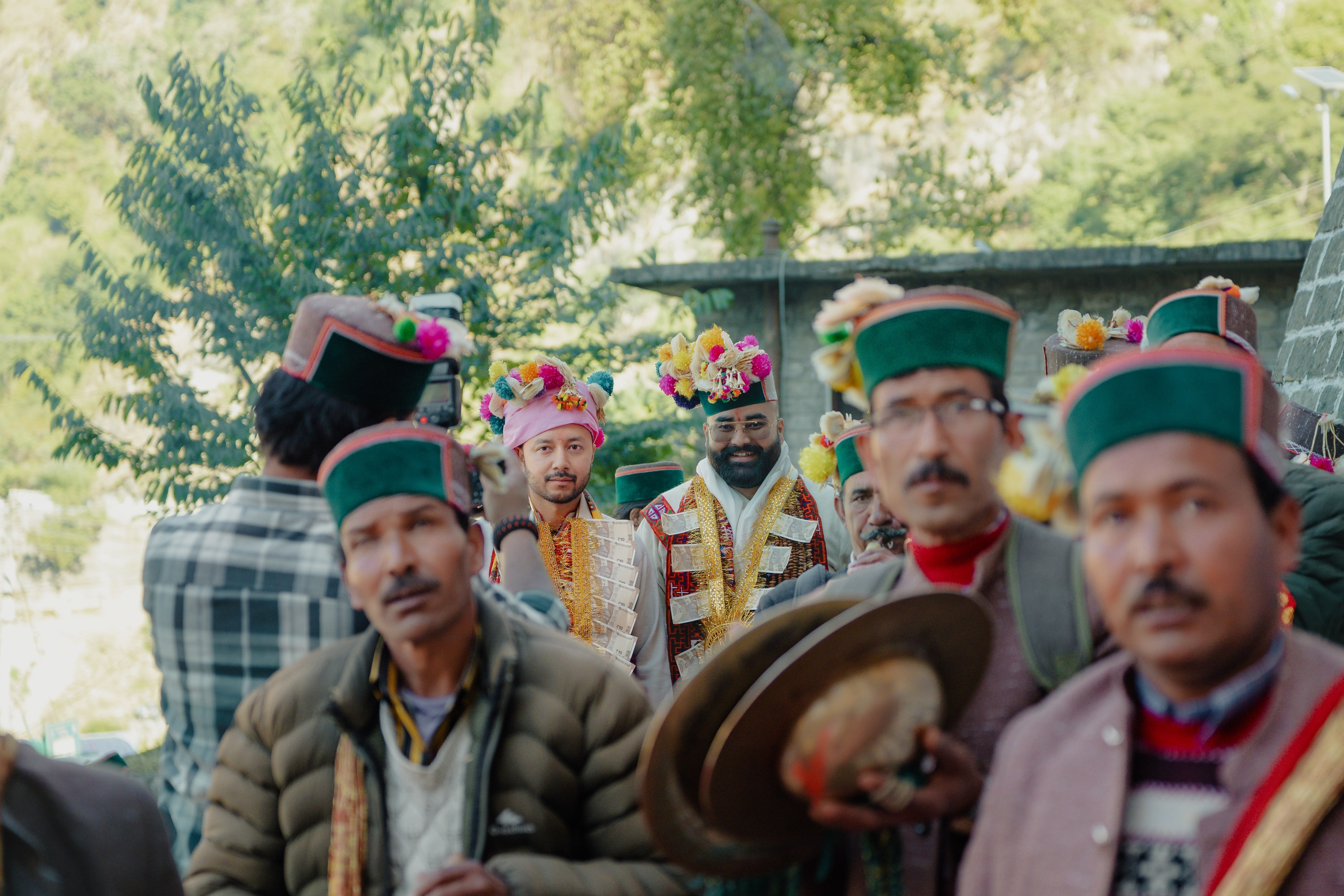 Arti & Akshay. Wedding and Family photographer in india