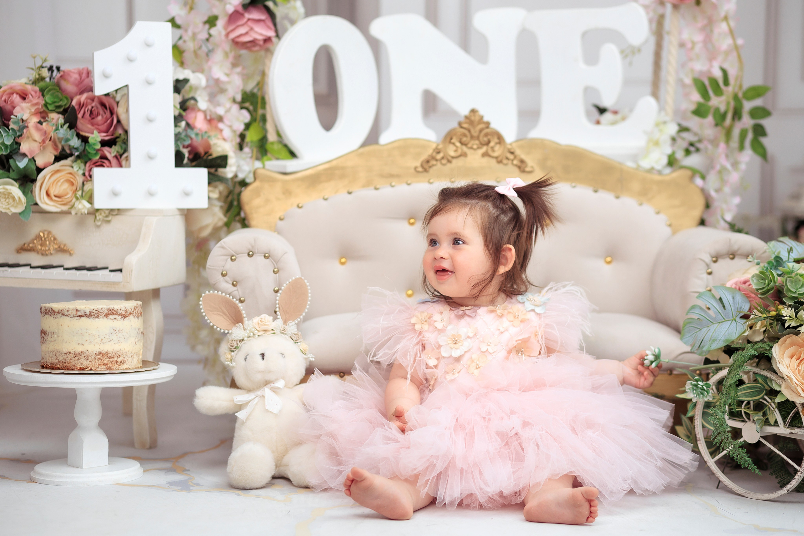 Ședință foto Smash the Cake Constanța – La Femme Studio Photography. Elena Mascan – Fotograf newborn, maternitate, portret, smash the cake & branding personal | La Femme Studio Photograpy|Constanţa