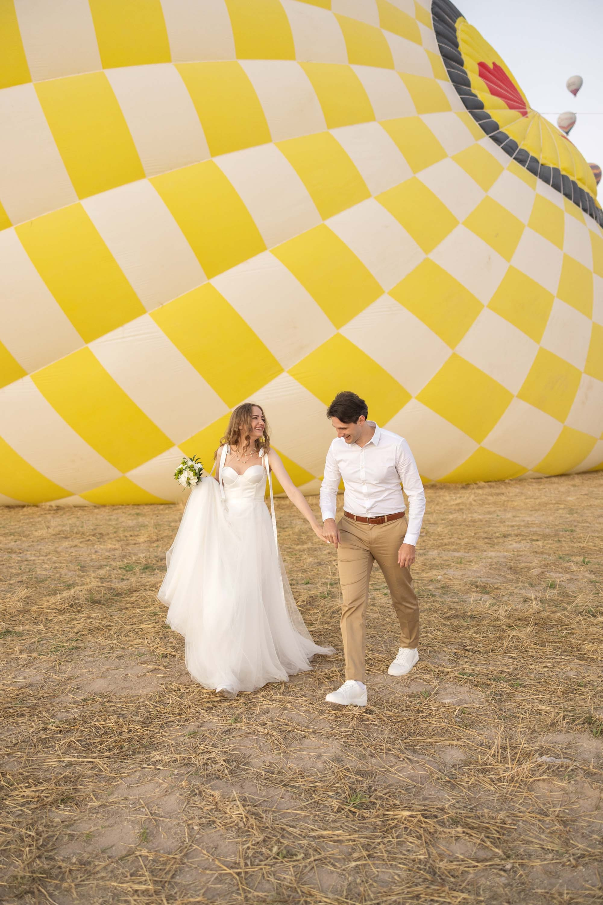 Wedding photo shoot in cappadocia. Julia Ganch I Fashion Wedding Photography I Cappadocia Turkey
