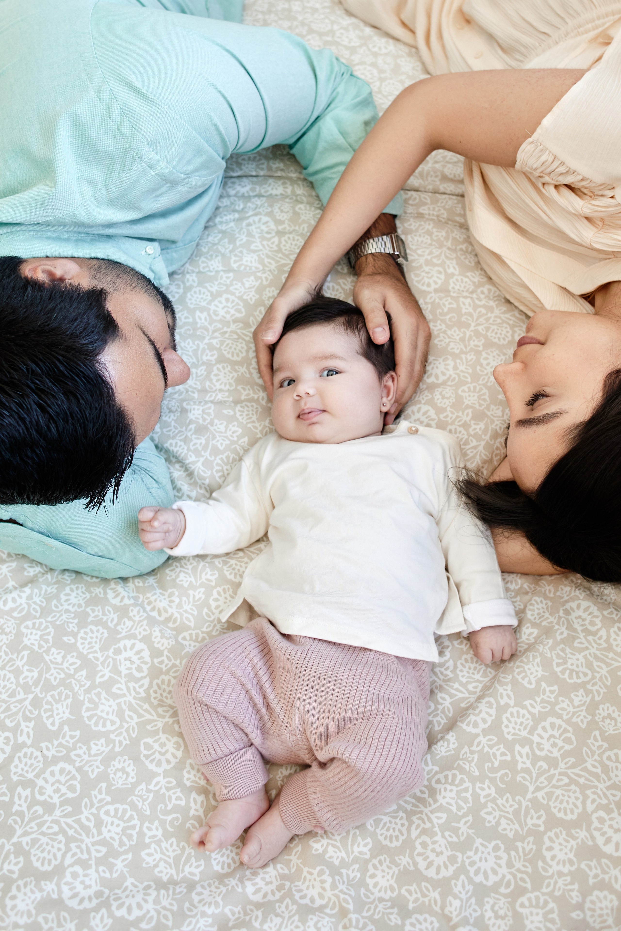 Family. Amazing photo session at a time convenient for you. Y