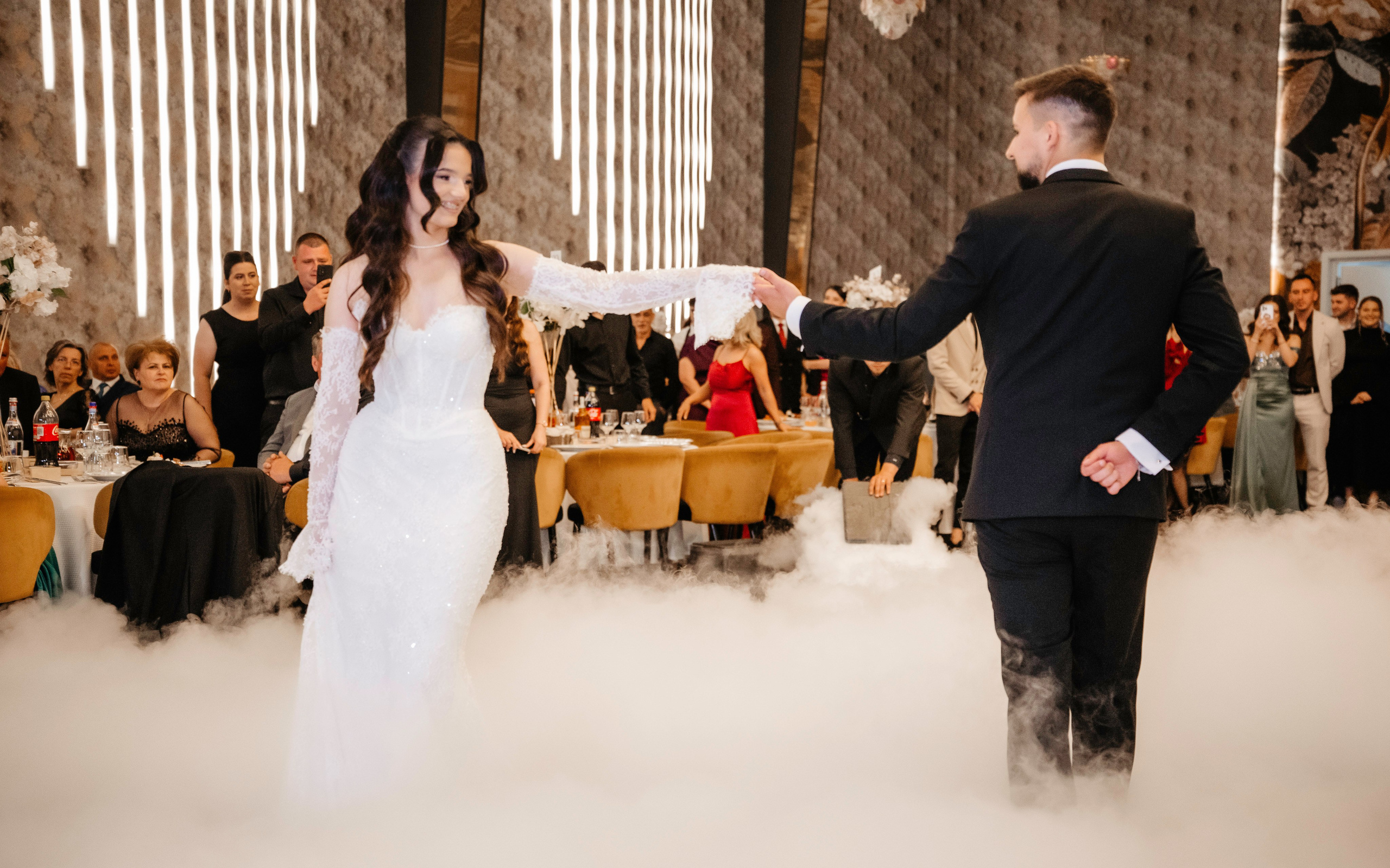 🤎 I o a n a & R o b e r t — Wedding Day Preview. Wedding & Family Photographer