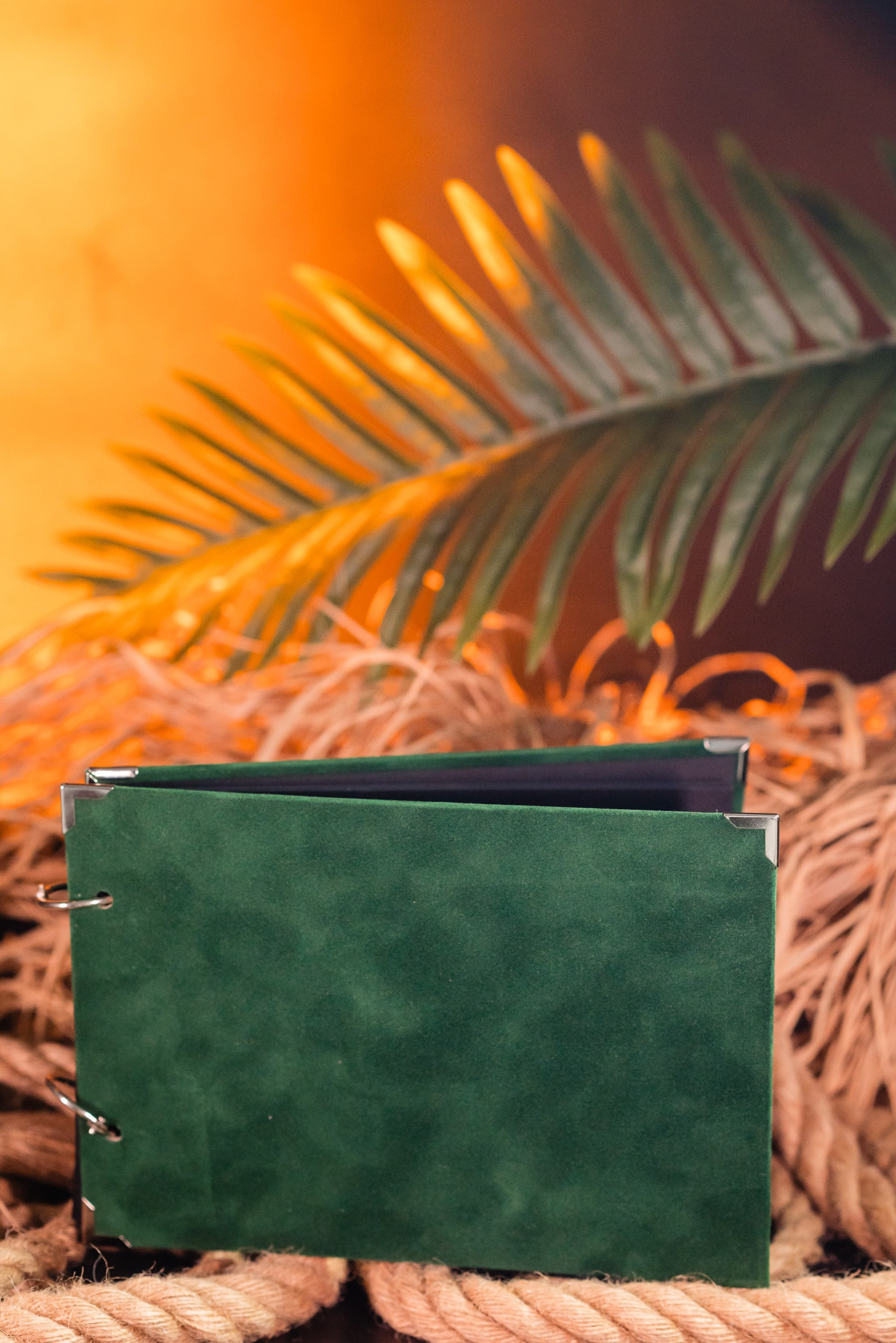 Cutii de stik- Ariana Events. Giani Maftei