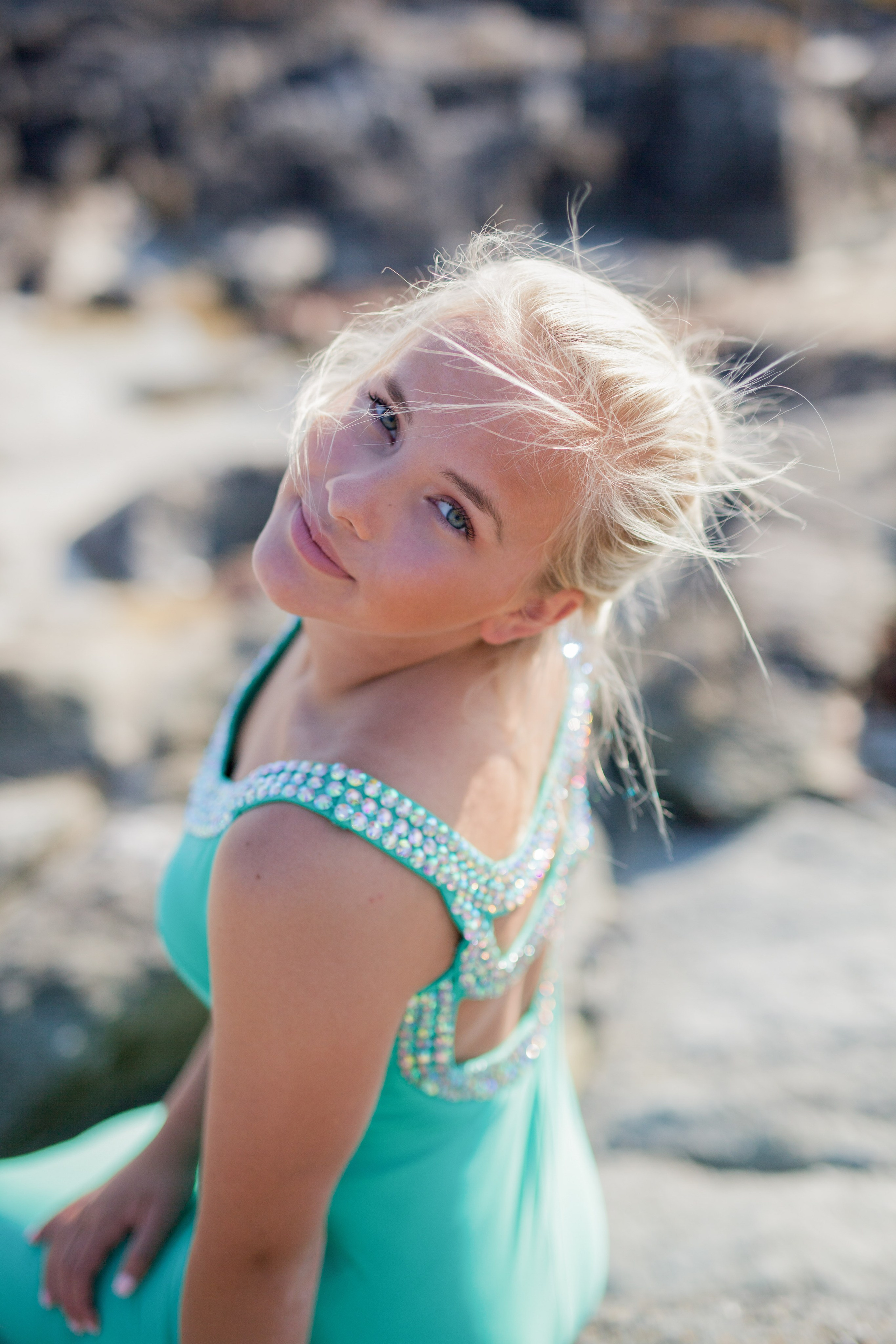 Norwegian coast. Family and real state photographer in Haugesund Dina Vikra