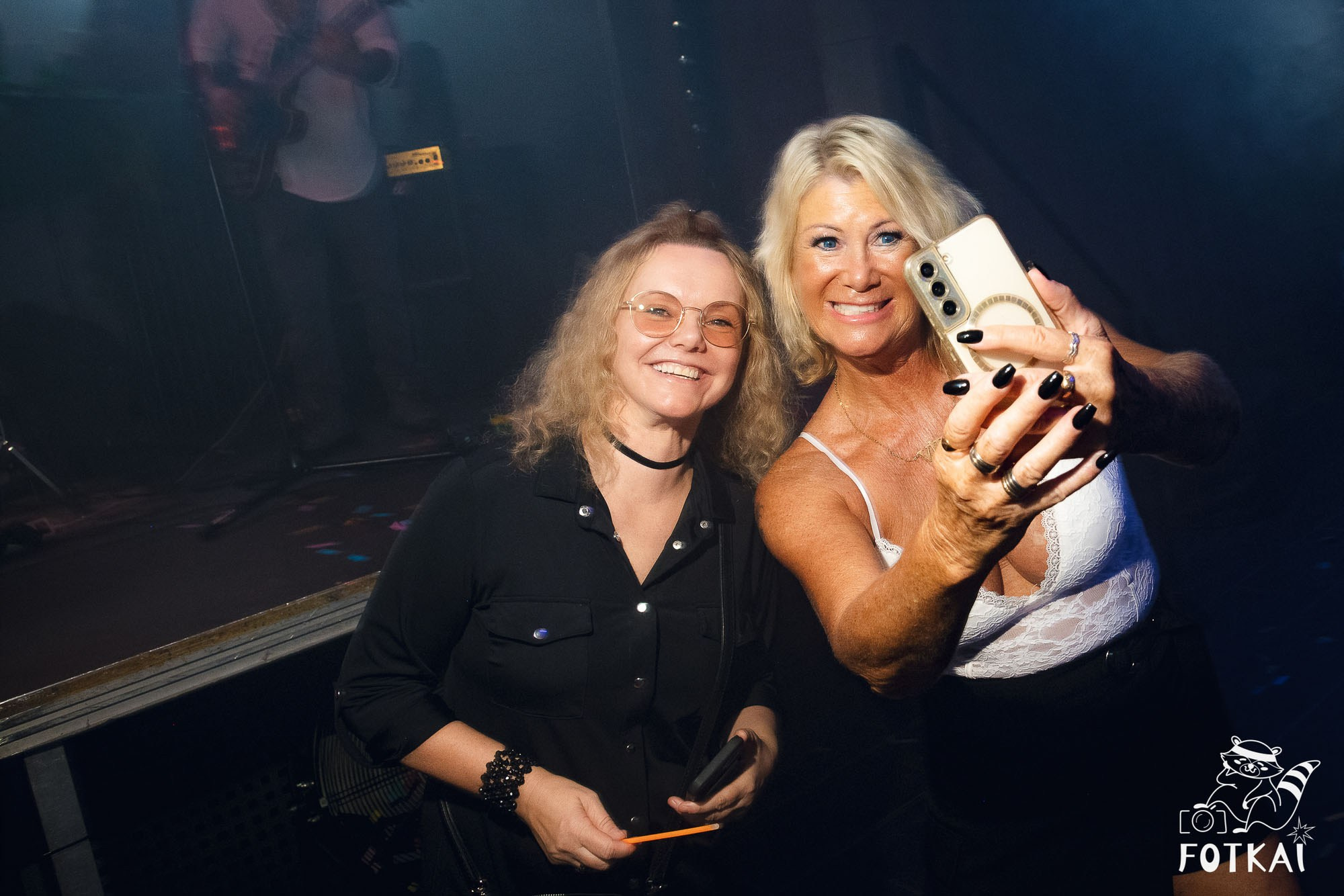 Oktoberfest Torrevieja 2025 в Avalon — Stones of the Coast, живая музыка и рок-атмосфера | Фоторепортаж FOTKAI