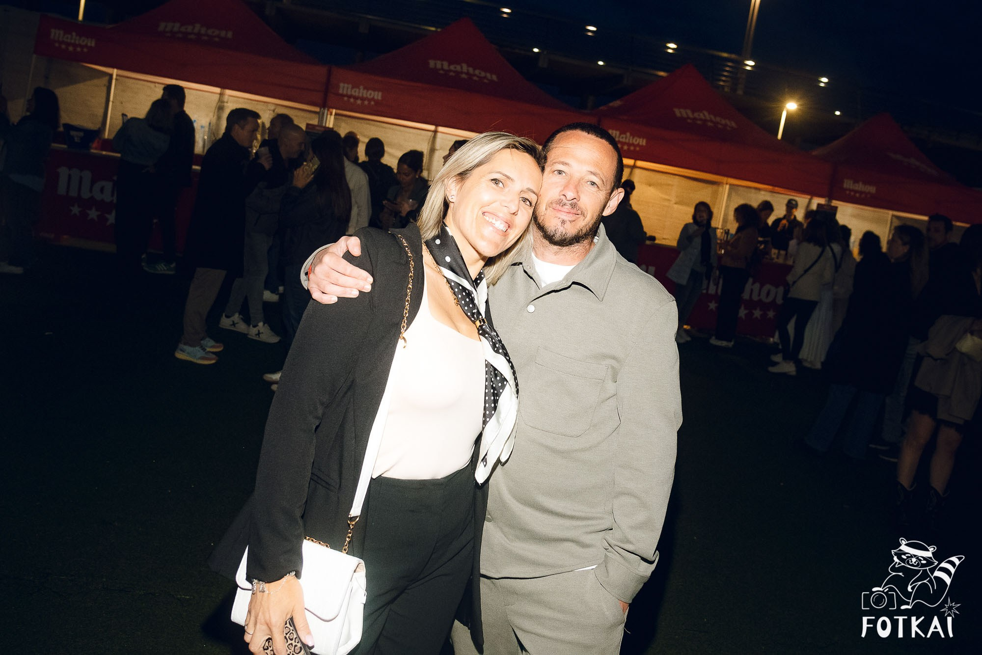 Marta Santos — Fotos del concierto en Alicante 2026: pop flamenco en El Muelle Live | FOTKAI