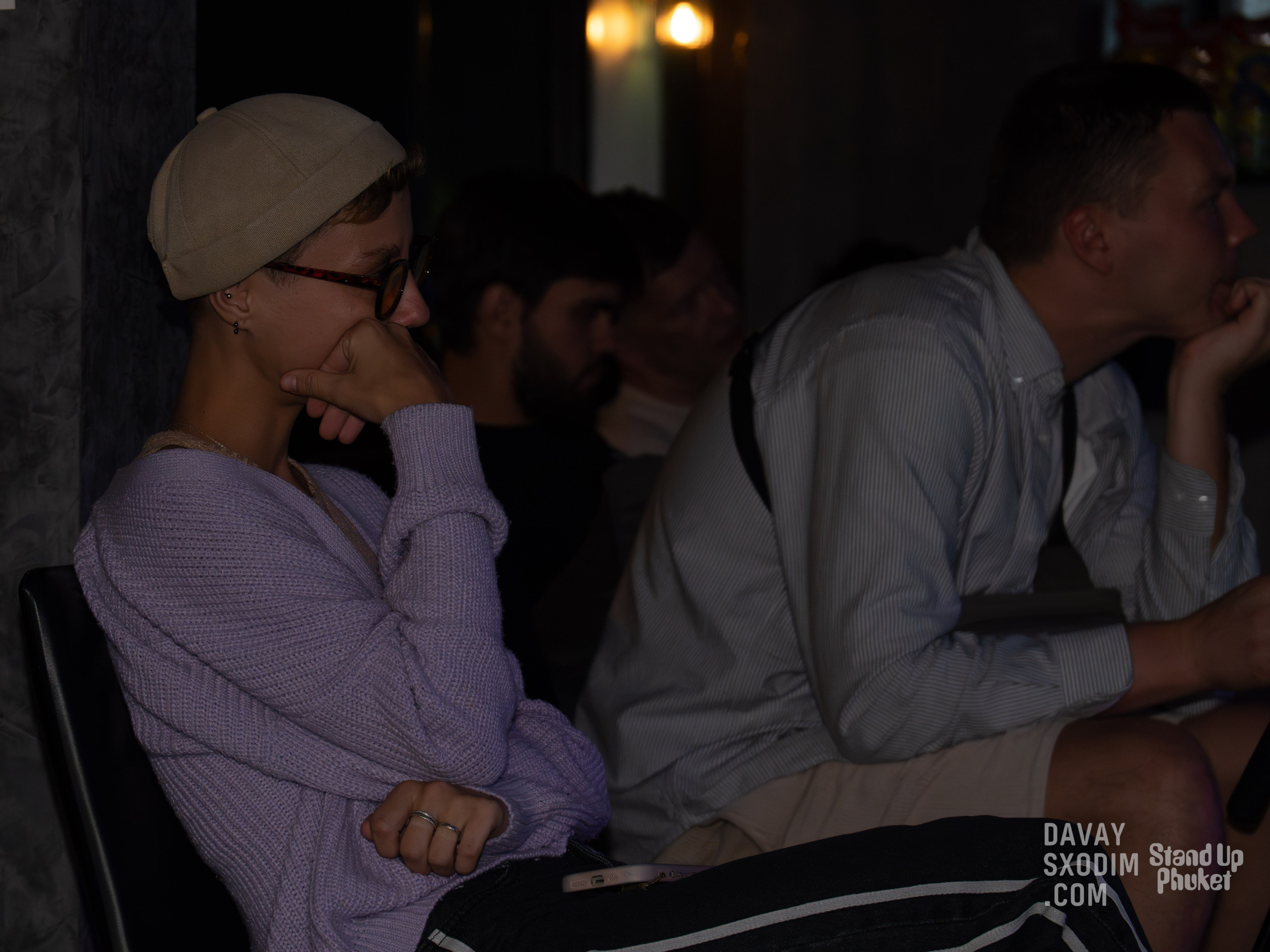 Standup-шоу «Тай-Болтай» | Фоторепортаж | Афиша | DAVAYSXODIM.com PHUKET. АФИША|ФОТОРЕПОРТАЖИ|ИВЕНТЫ|ПХУКЕТ