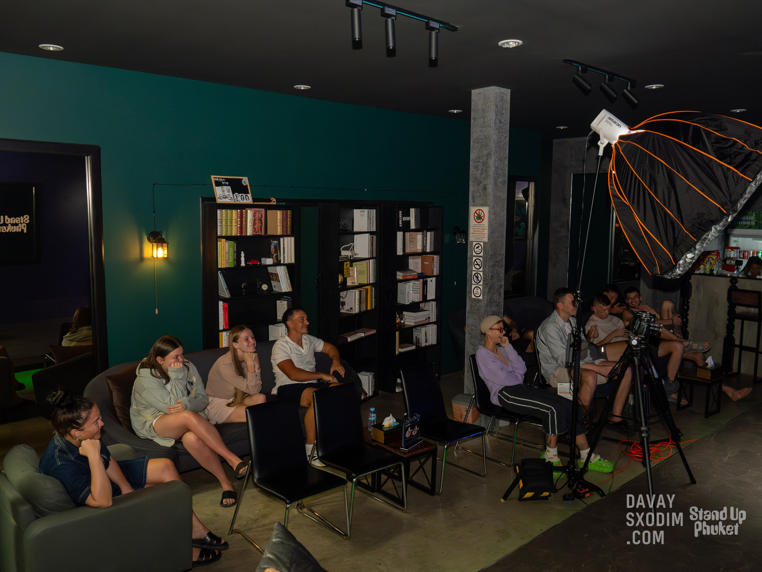 Standup-шоу «Тай-Болтай» | Фоторепортаж | Афиша | DAVAYSXODIM.com PHUKET. АФИША|ФОТОРЕПОРТАЖИ|ИВЕНТЫ|ПХУКЕТ