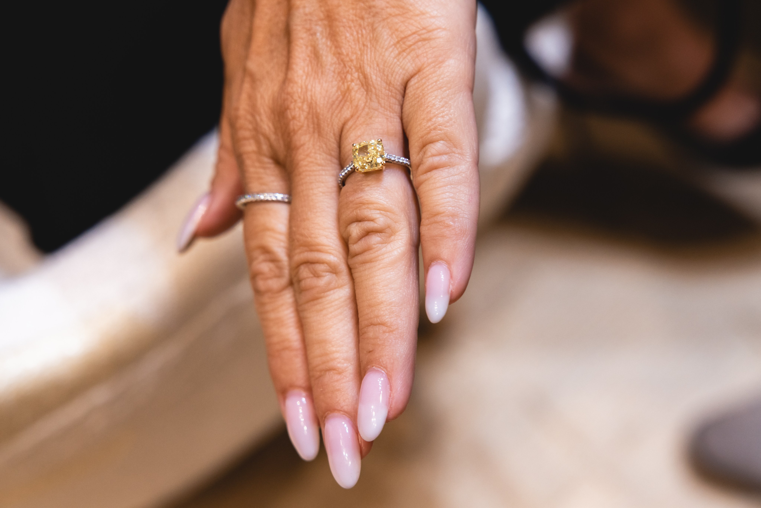 Tiffany. Professional wedding photographer in Copenhagen, Denmark — Julia Byron