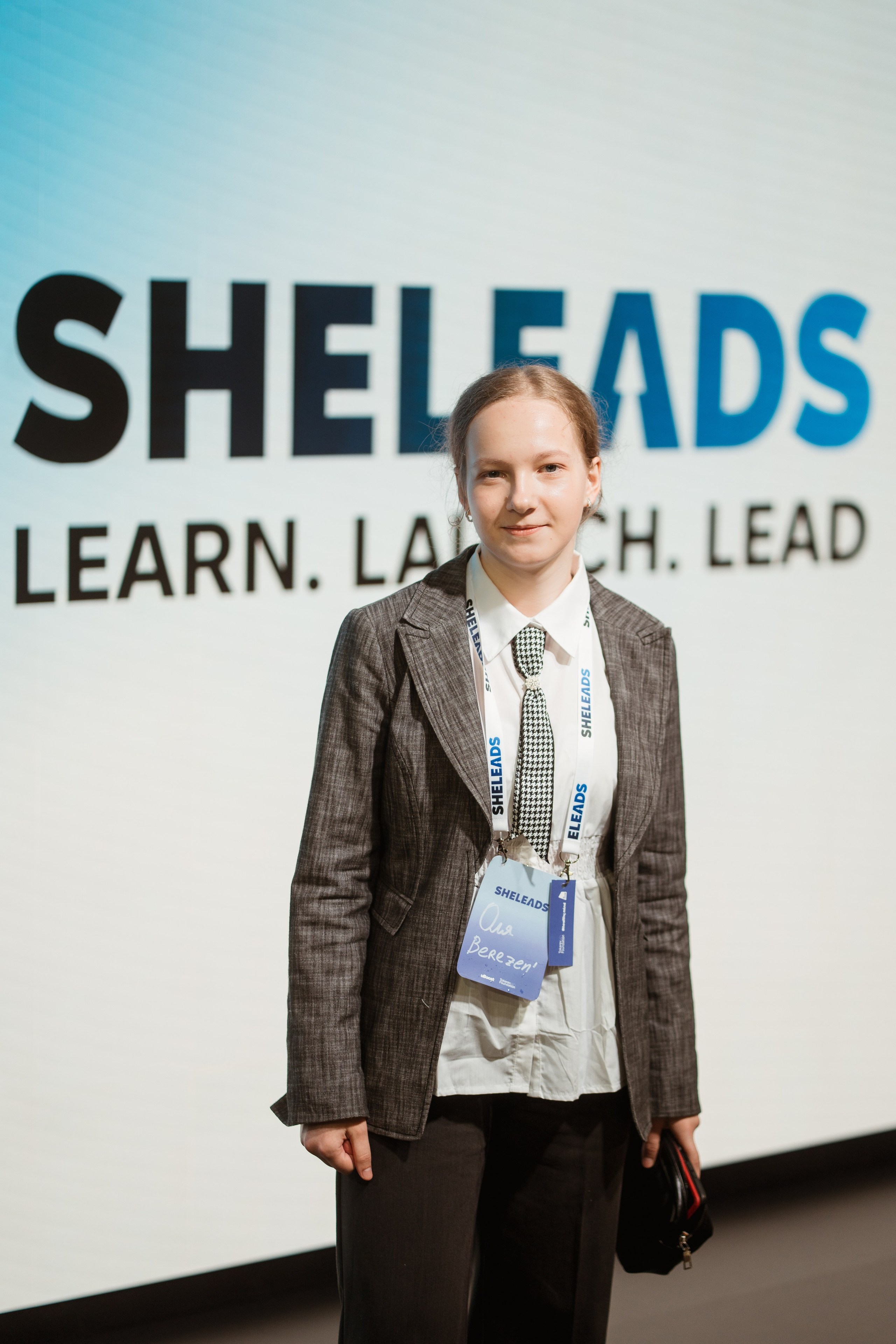 Sheleads Demo Day. Kostiantyn Holinchenko. Reportage and portrait photographer