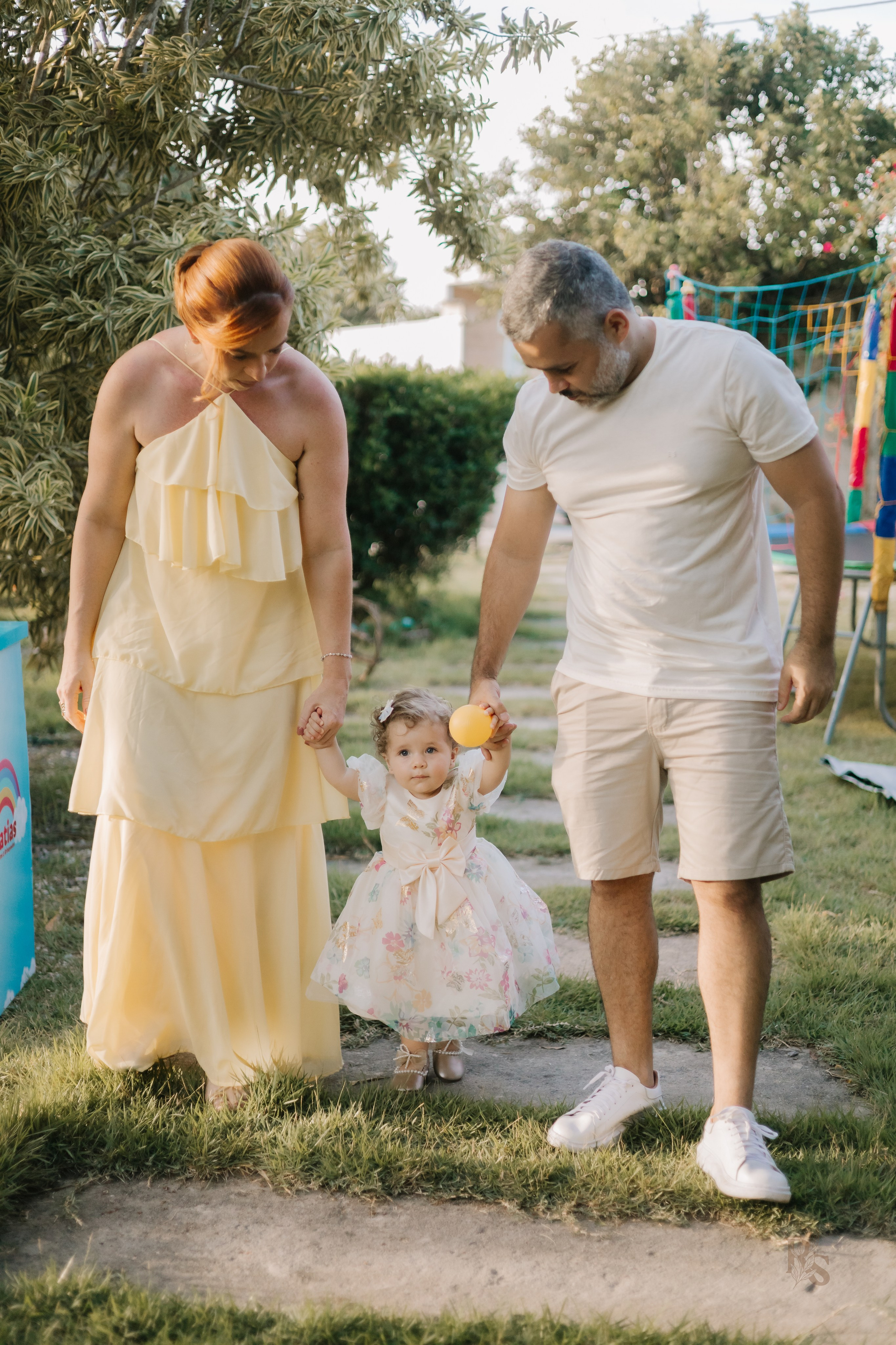 Aurora — 1 ano. Fotógrafo Richard Silvestre — Casamentos na Bahia