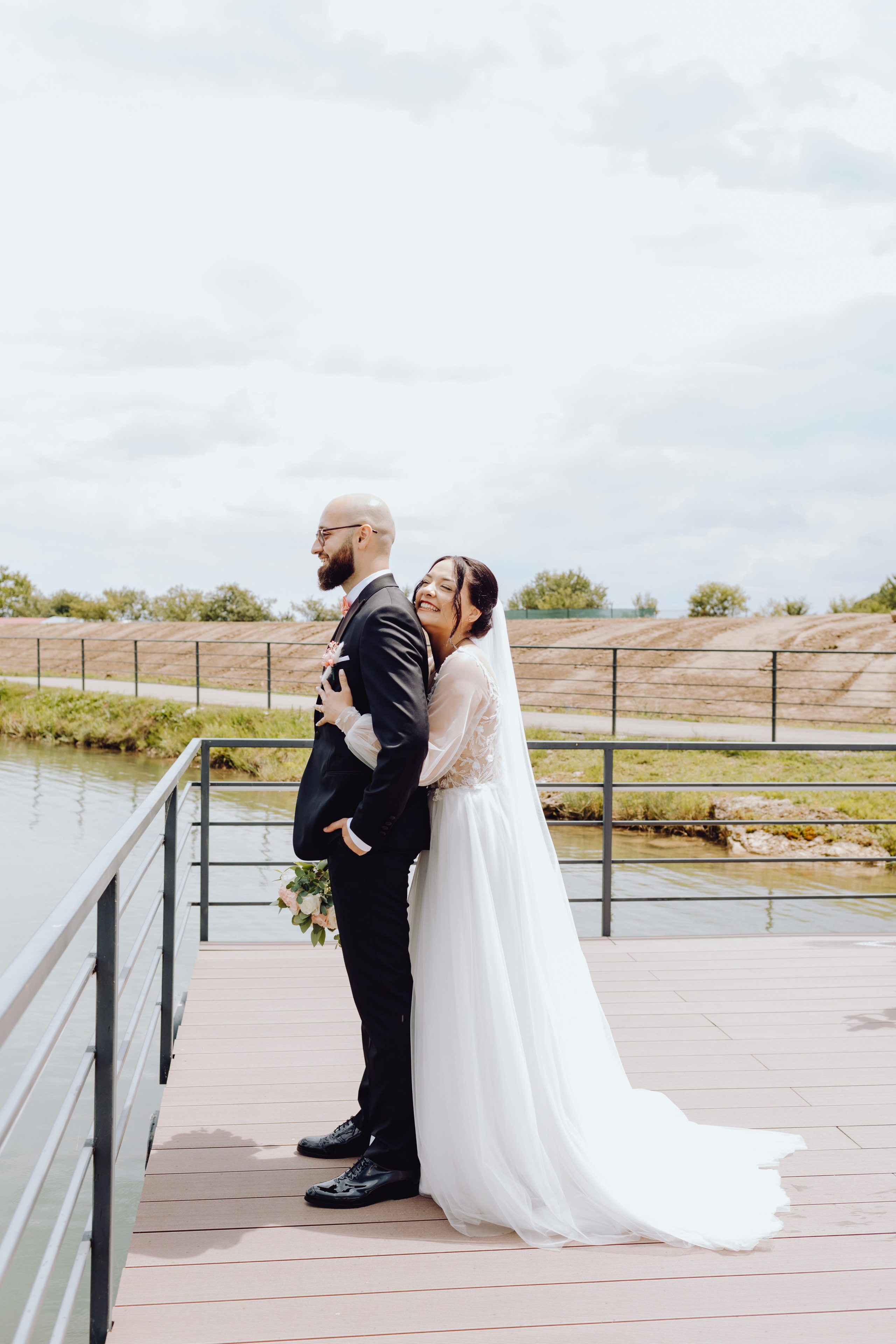 Moise & Delia. Wedding & couple photographer from Romania Rut Vetan