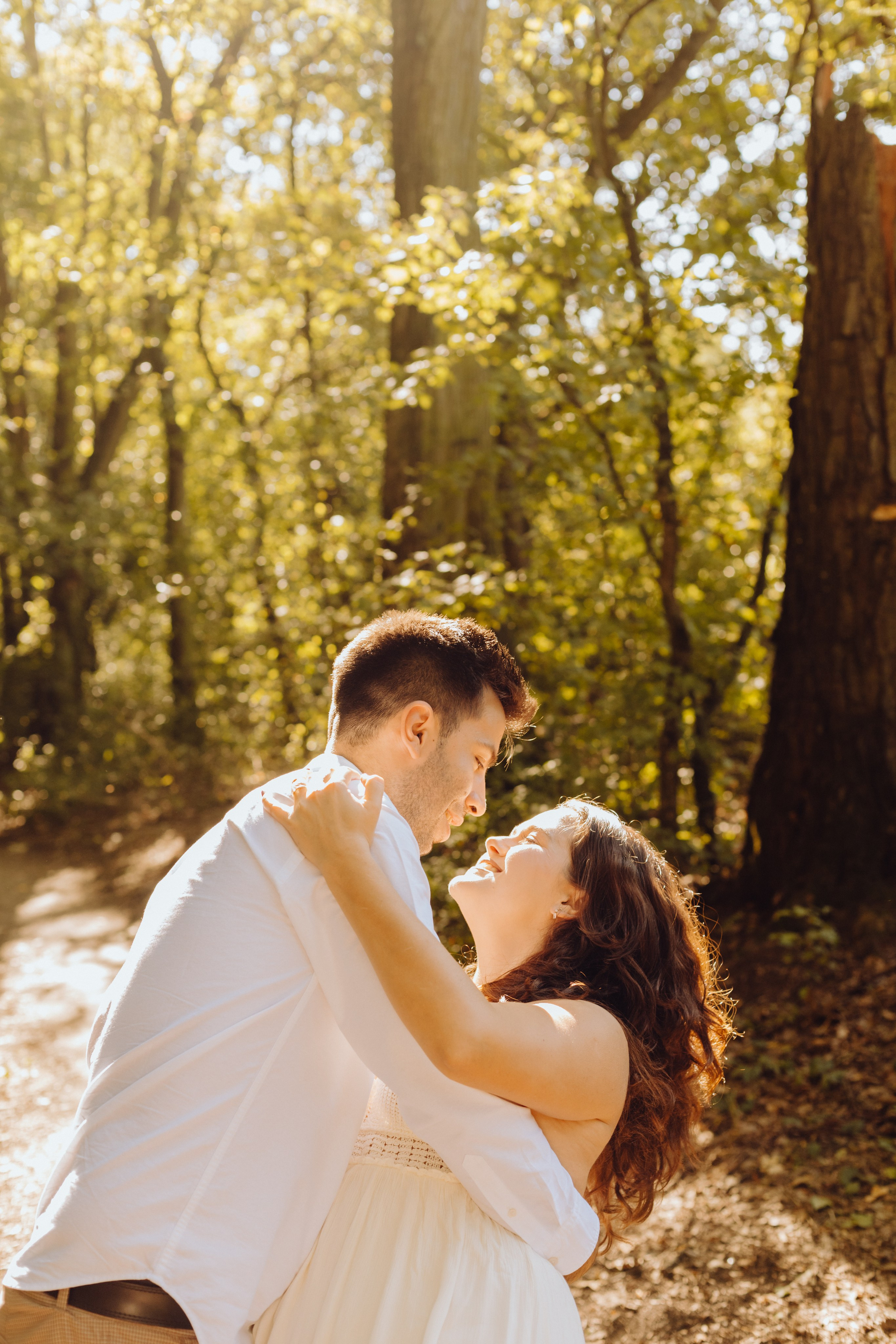 Sergiu & Petra. Wedding & couple photographer from Romania Rut Vetan