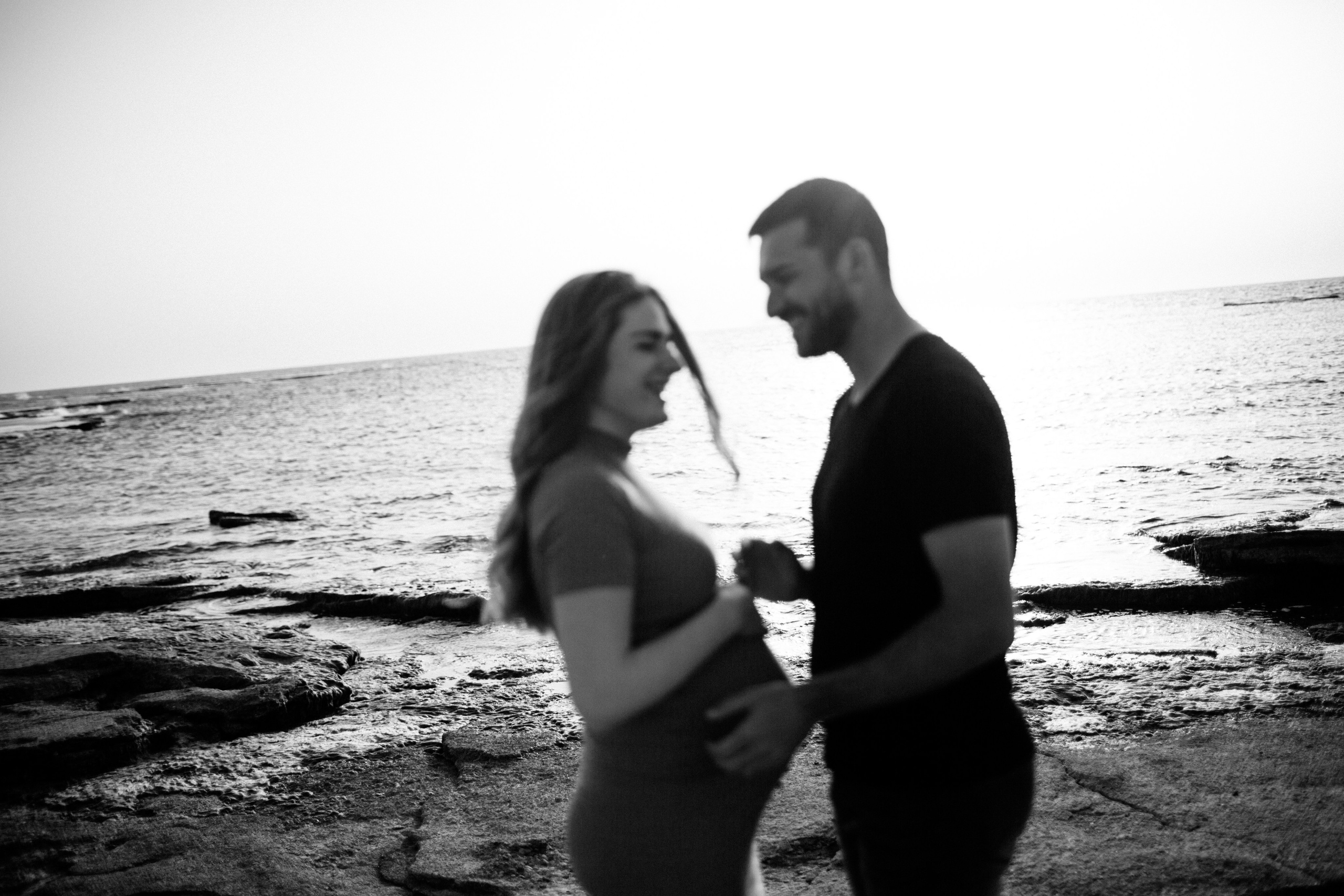 Sasha & Inna at HaBonim beach. Family photographer in Israel