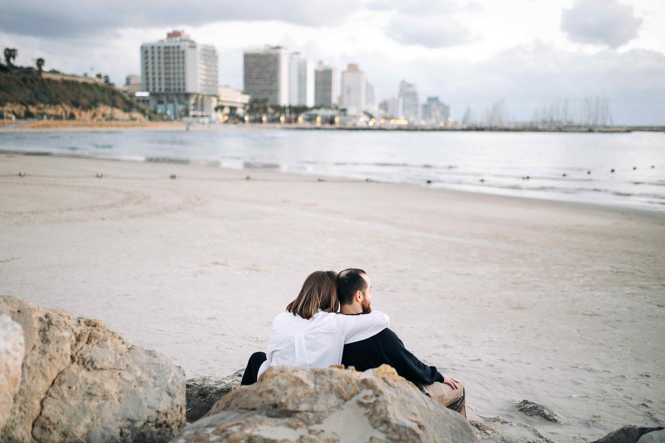 WINTER, PREGNANCY PHOTOSESSION (TEL AVIV). PHOTOGRAPHER IN ISRAEL