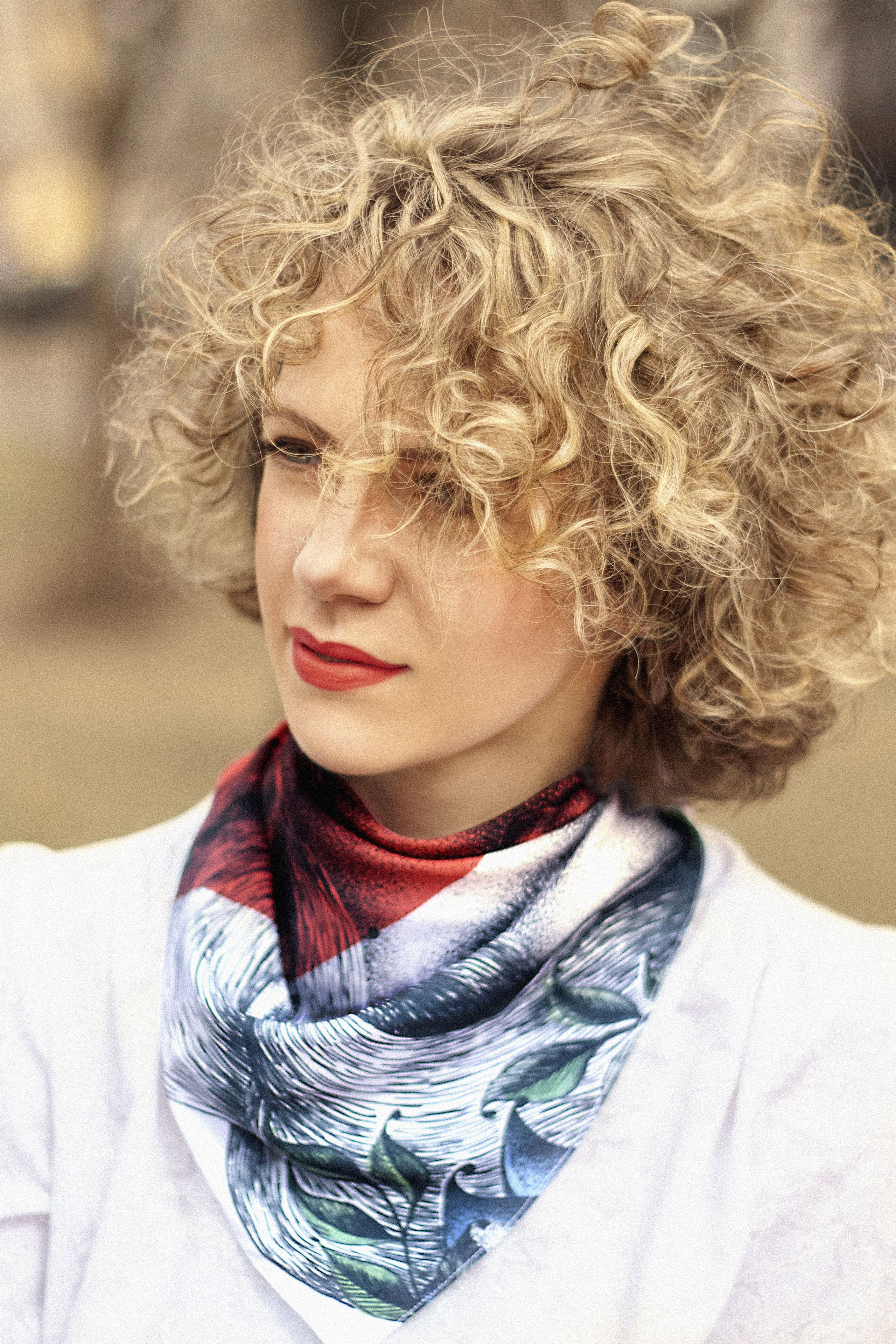 Julieta. Portrait and still life photographer. Designer, photographer, and illustrator