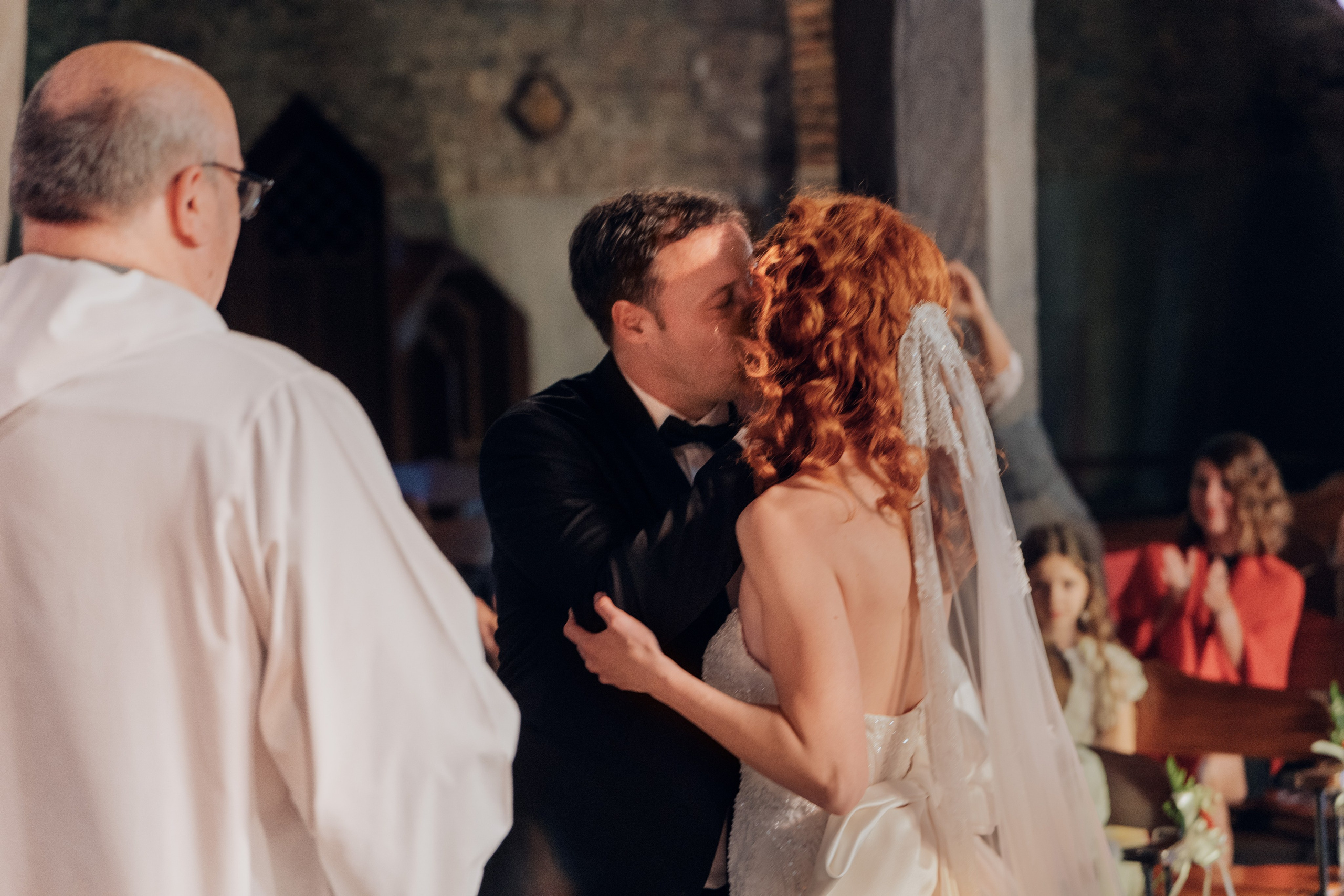 Havie & Isabel — a wedding in Gaudí’s Crypt. DiaFoto Weddings · Premium Destination Wedding Photographer & Videographer in Barcelona