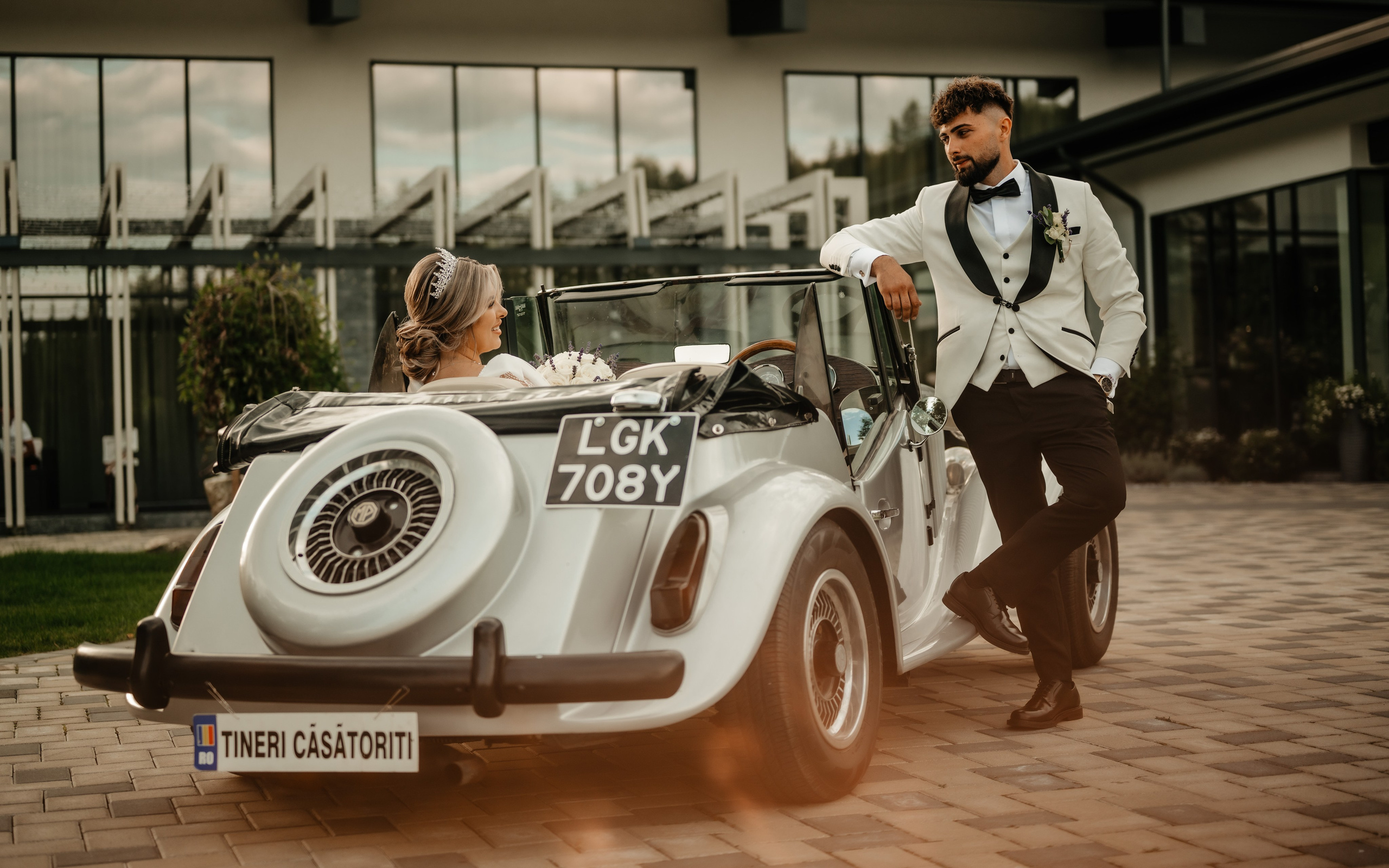 🤎 D a i a n a & D a n i e l - Wedding Day Preview. Wedding & Family Photographer