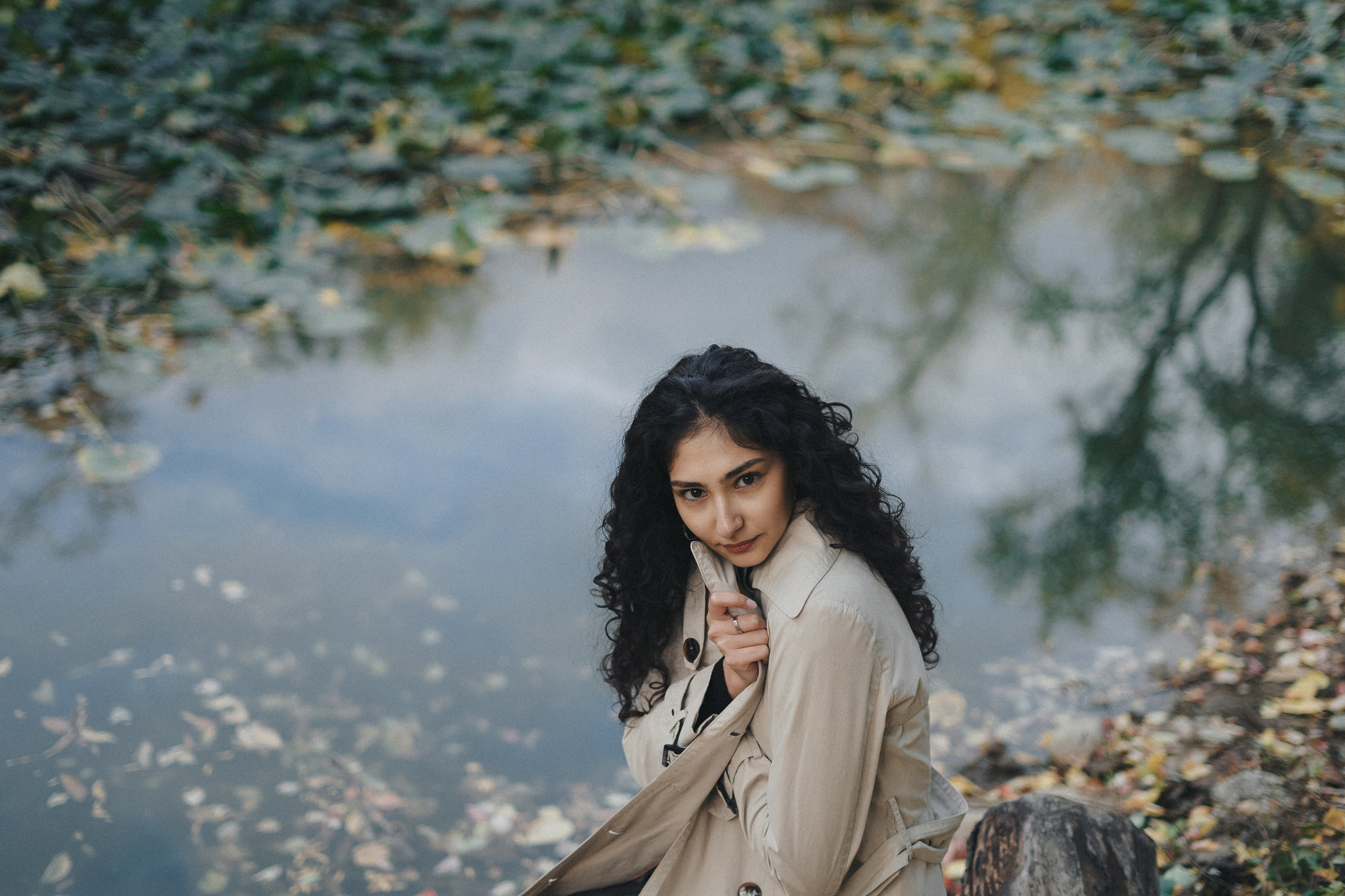 женский портрет у озера Ташкент