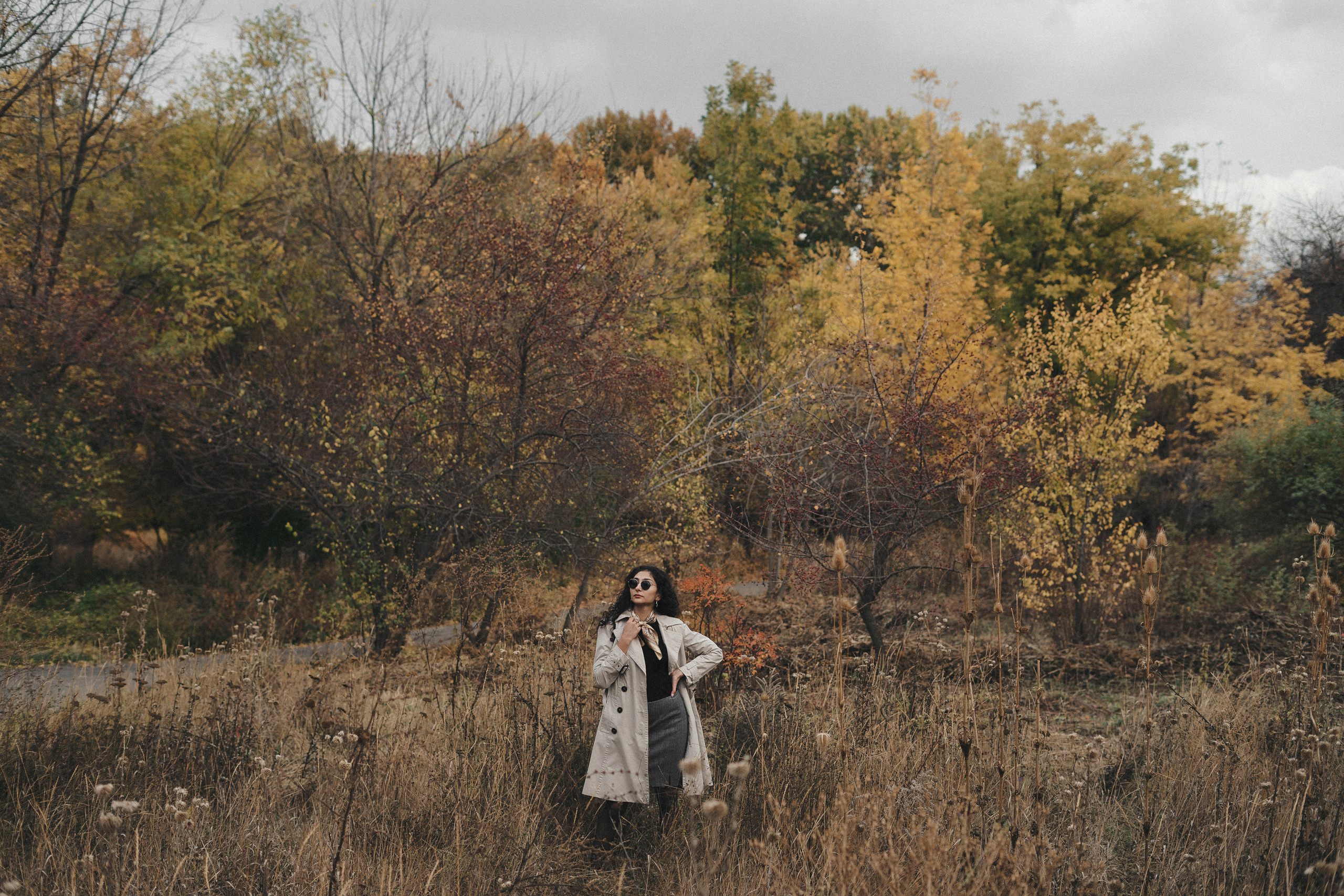 женский портрет в саду Ташкент