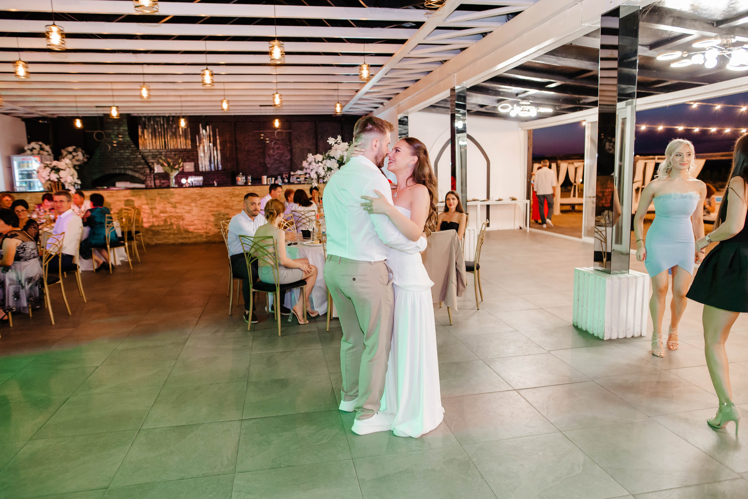 Cununie Cristina si Dorian, Ambient Beach Frumusani. Ana Maria Dragan Fotograf Evenimente