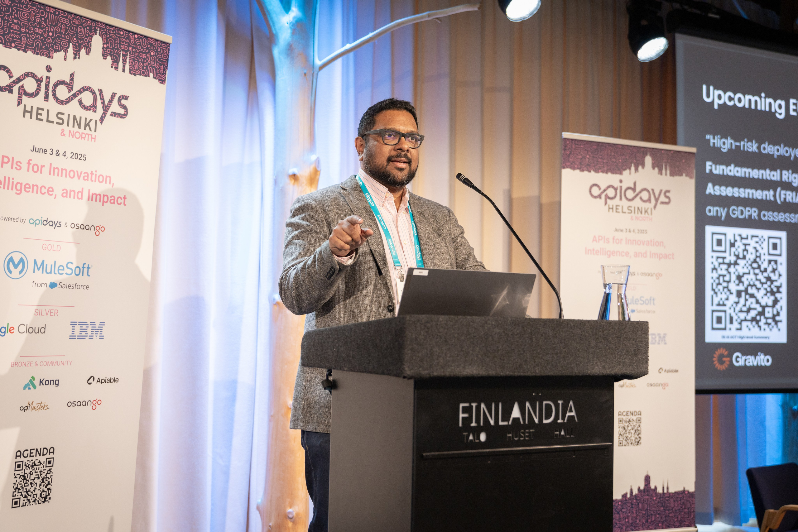 Juhla. Perhe-, hää- ja muotokuva valokuvaaja Helsingissä | Espoossa | Vantaa