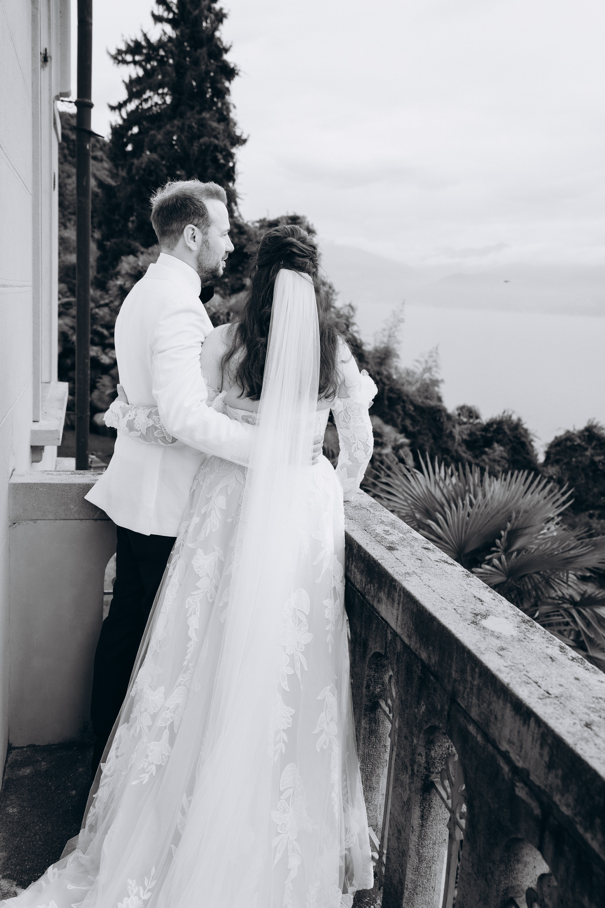 LAURA AND DOMENIK_LAKE MAGGIORE. PHOTOGRAPHER IN ITALY