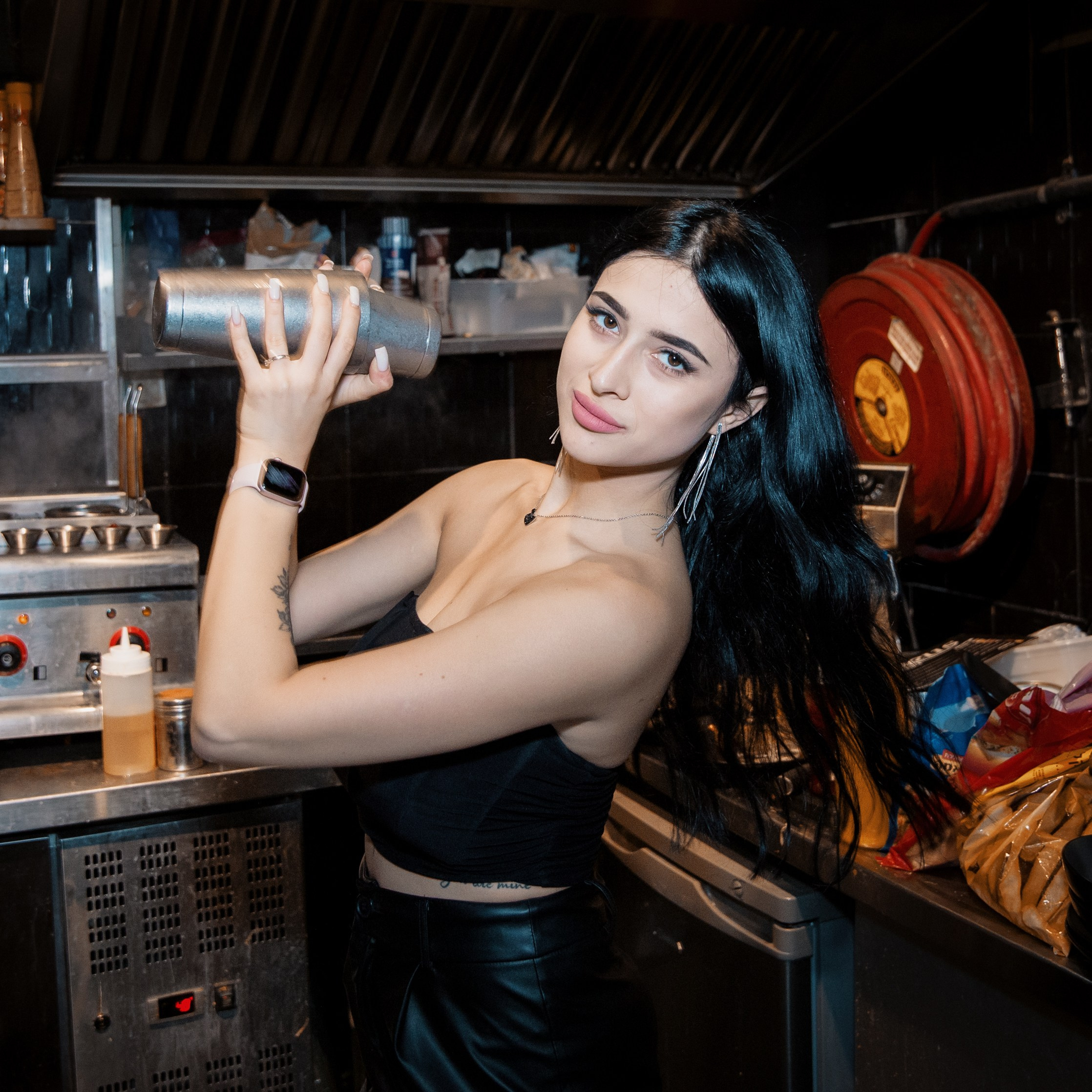 Контентная съемка для бара Focus. Портретный и репортажный фотограф в Израиле Рома Бирман