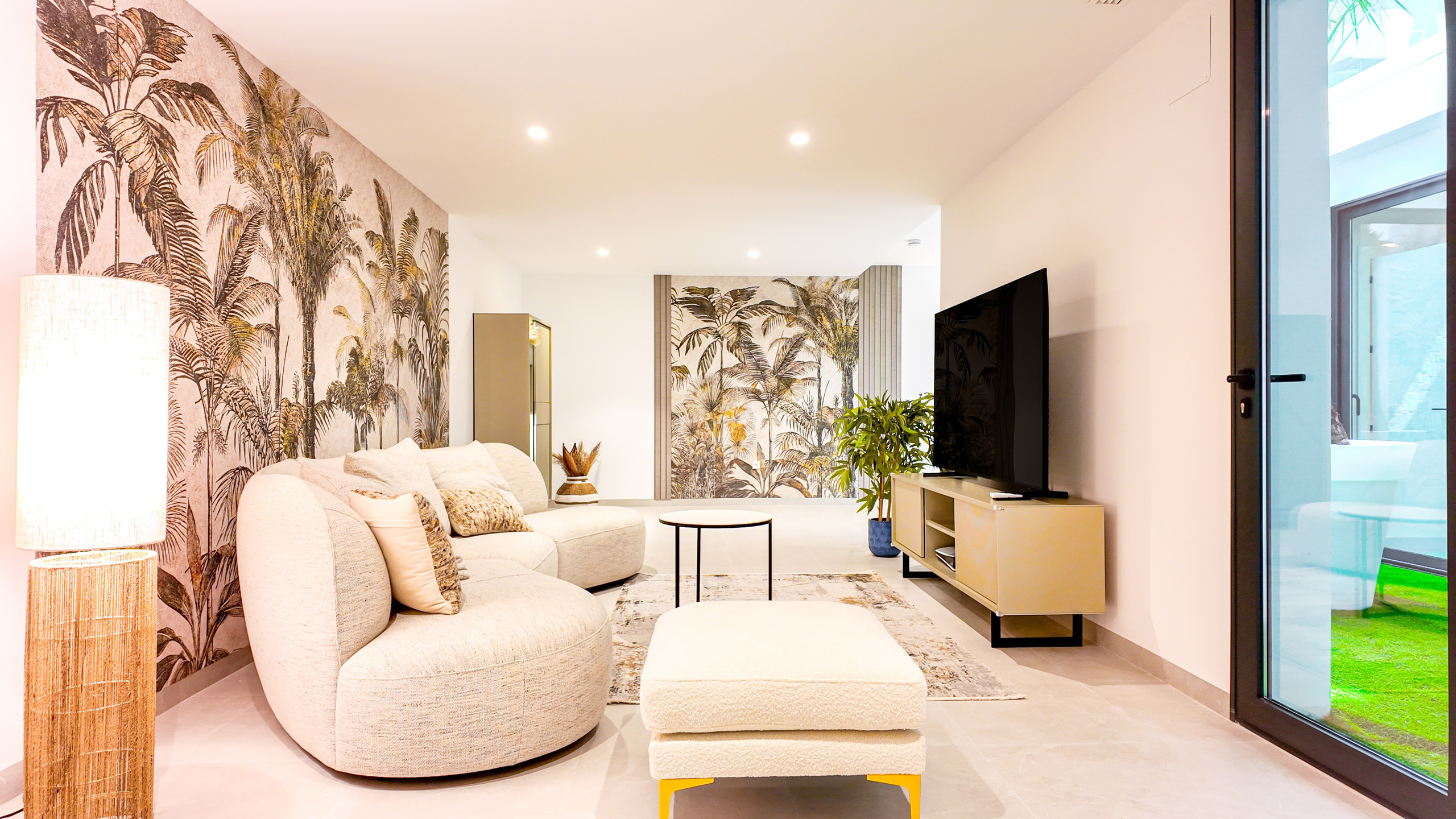 Villa PALMERA I’M GROUP. Baby Beast