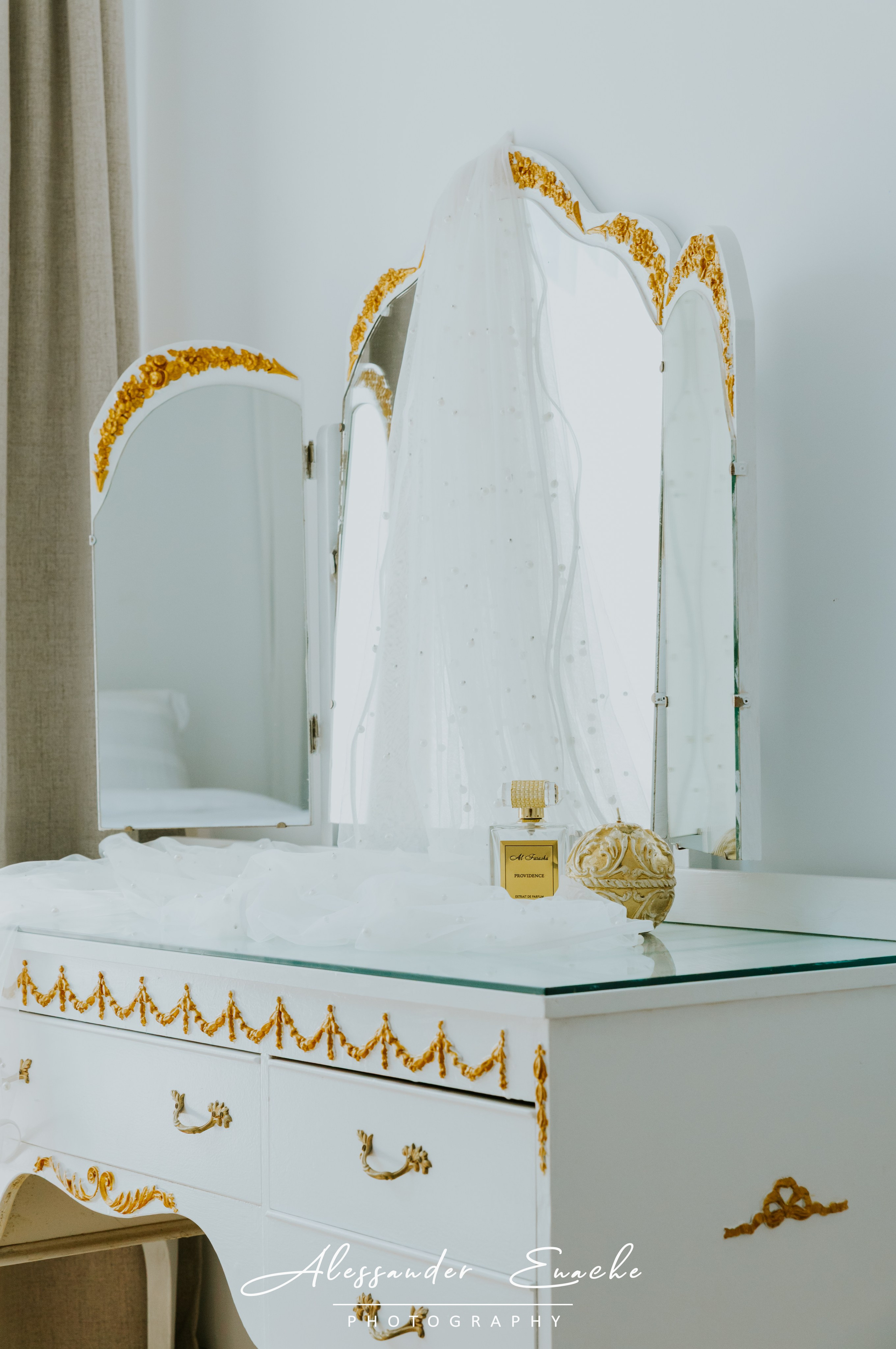 BĂRLOGUL URȘILOR. Fotograf prin #Piatraneamt-Alessander Enache