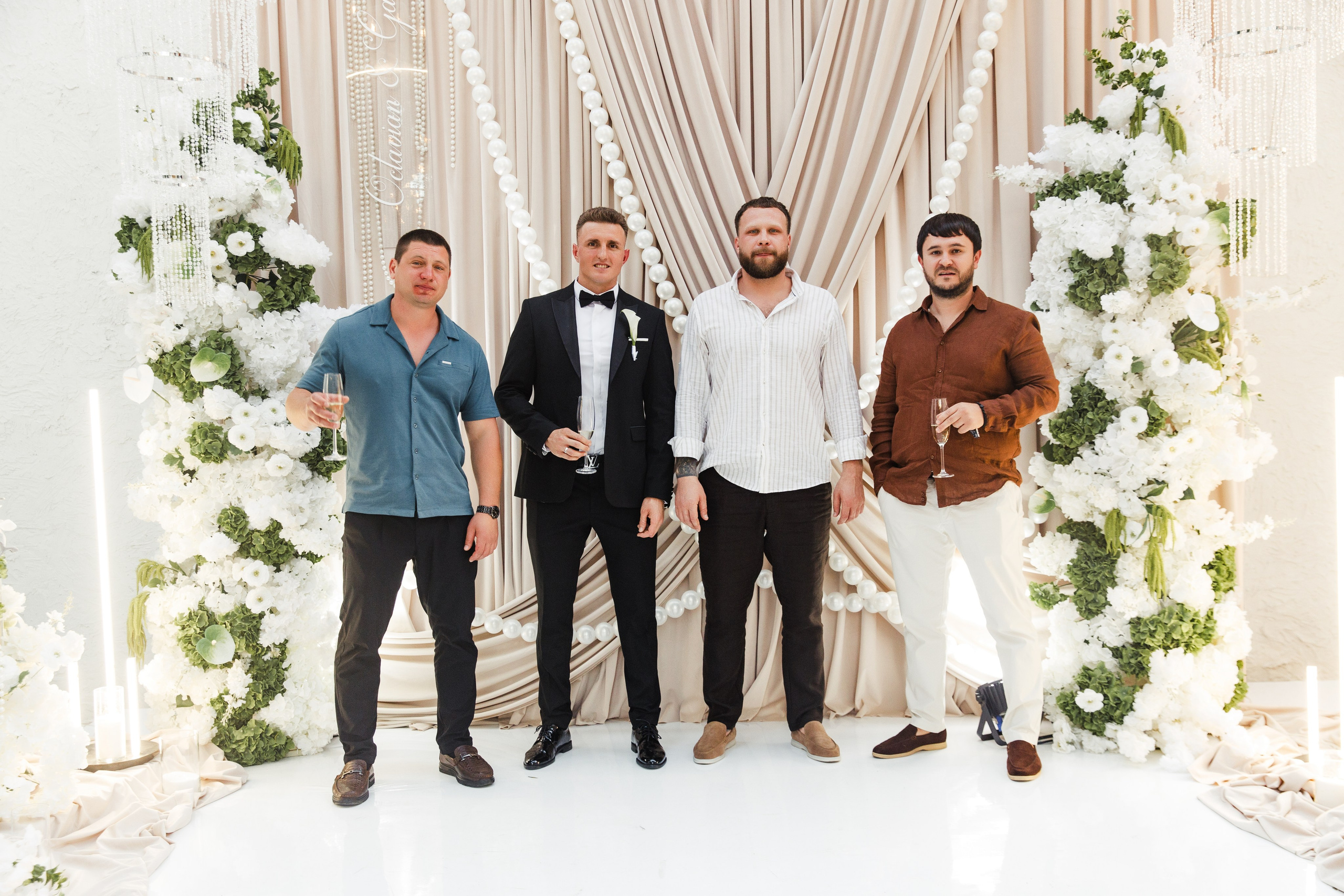 O & G. BUREA PRODUCTION
