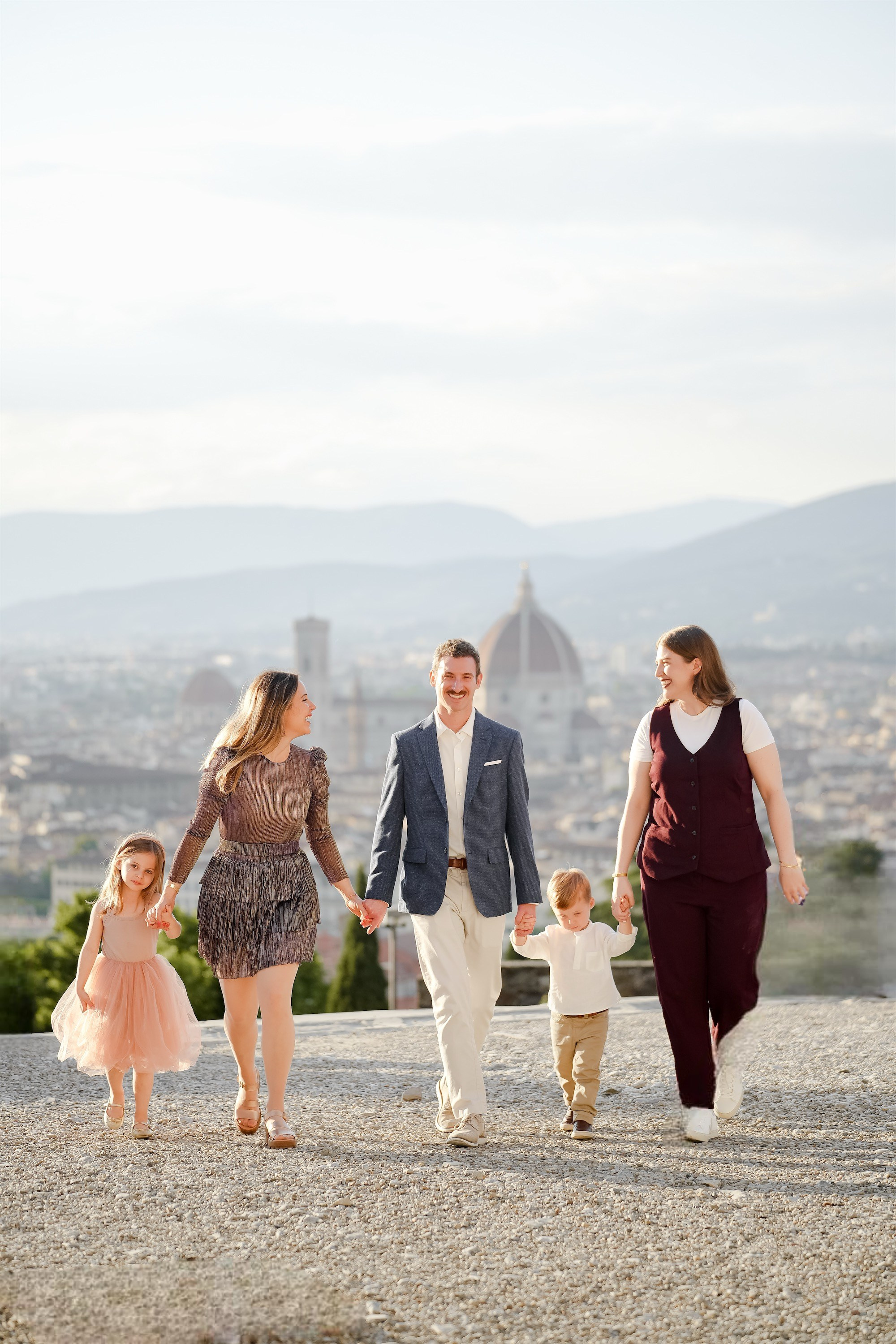 Jessica & Family. Wedding Photographer in Italy