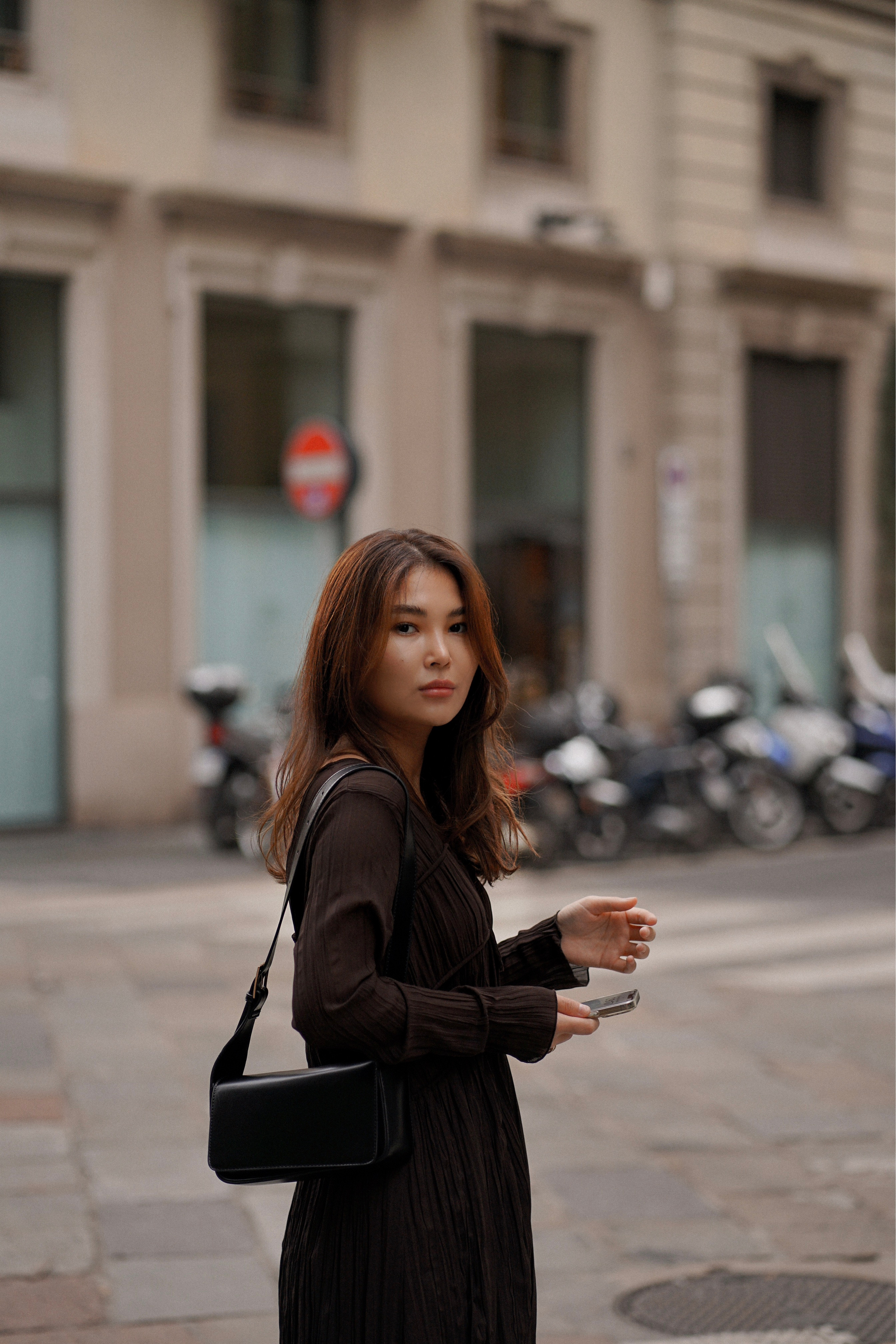 Стрит фотосессия в Милане от фотографа Насти Чак. Фотограф в Милане, Лекко и Комо. Фотопрогулки и фотосессии