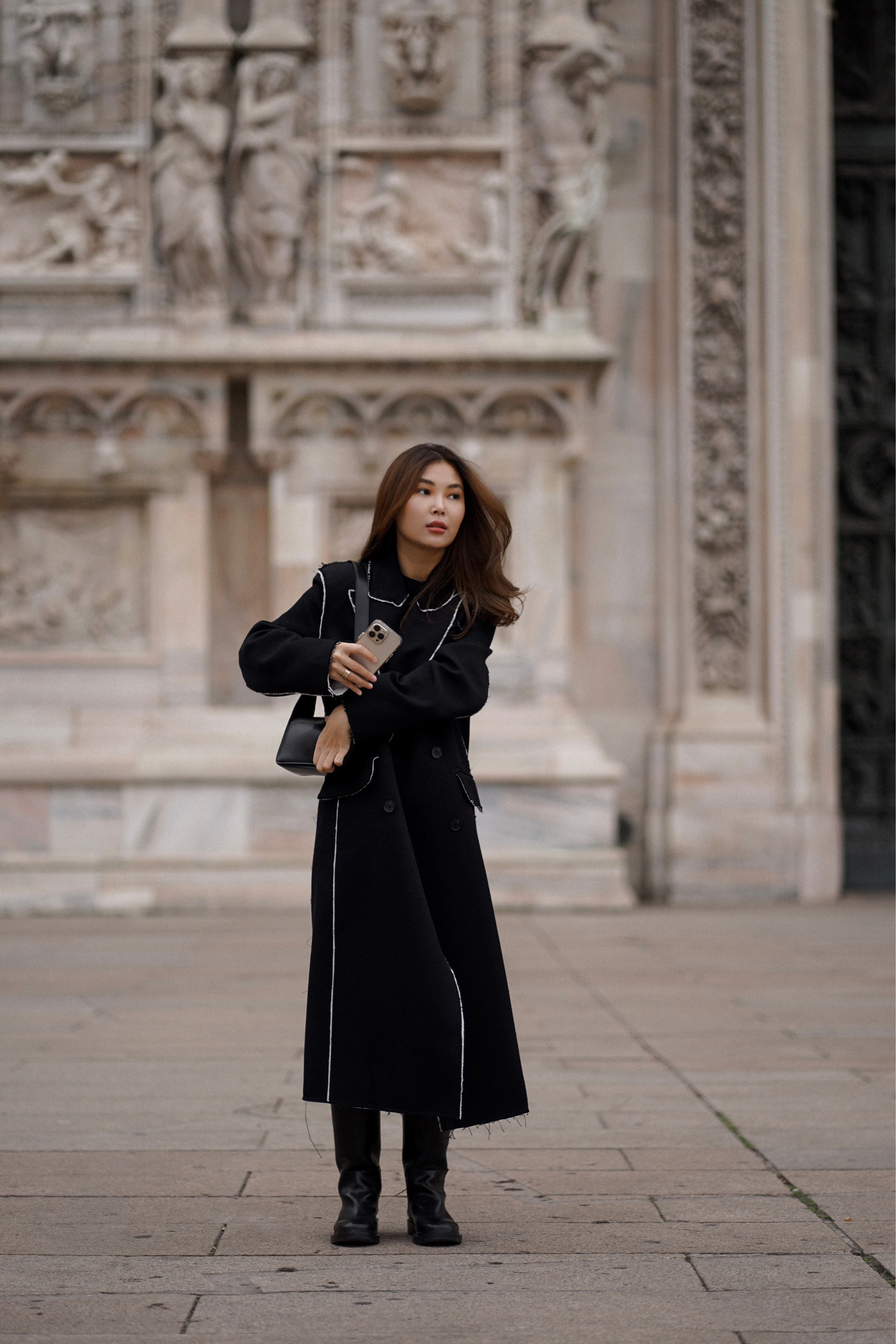 Стрит фотосессия в Милане от фотографа Насти Чак. Фотограф в Милане, Лекко и Комо. Фотопрогулки и фотосессии