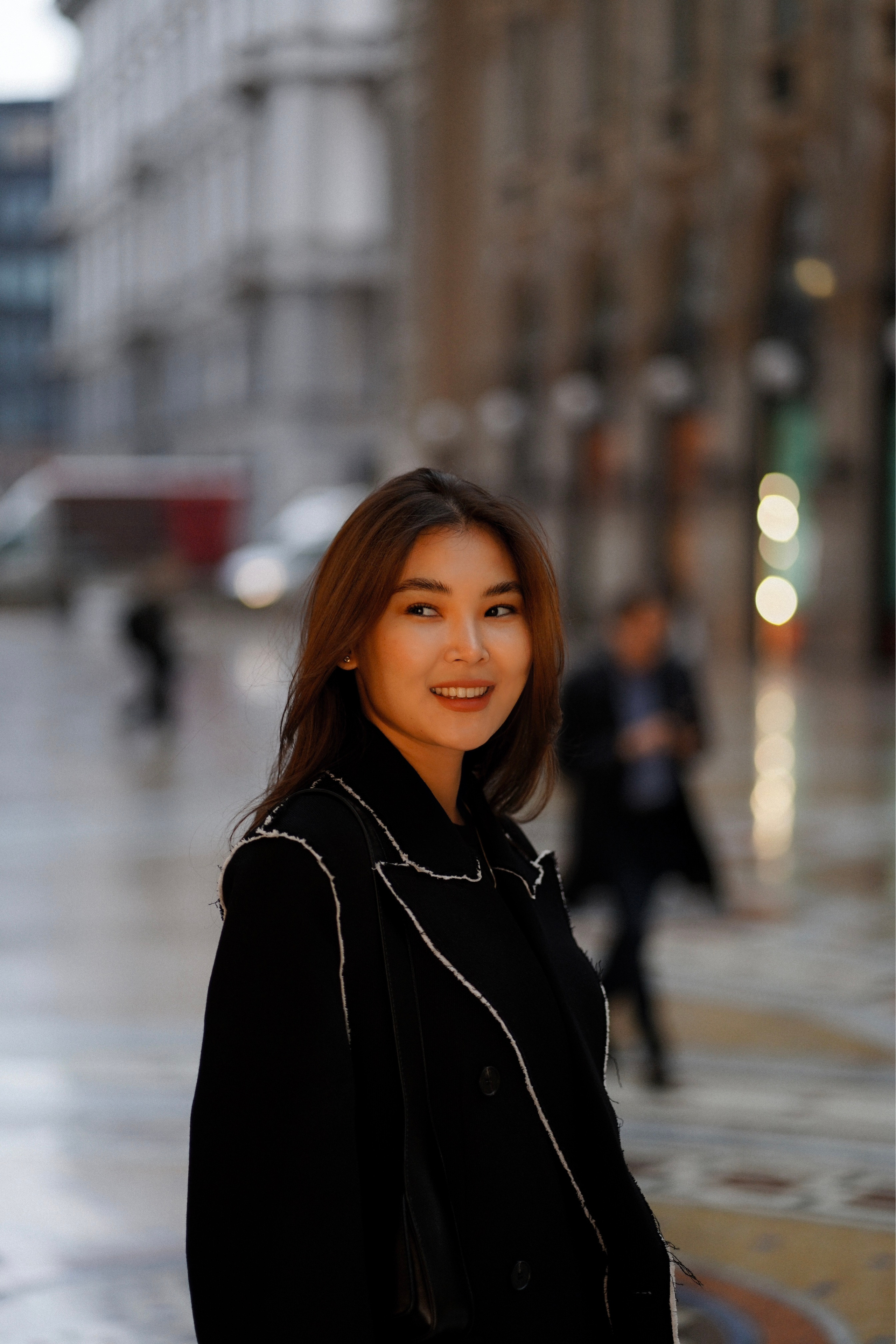 Стрит фотосессия в Милане от фотографа Насти Чак. Фотограф в Милане, Лекко и Комо. Фотопрогулки и фотосессии