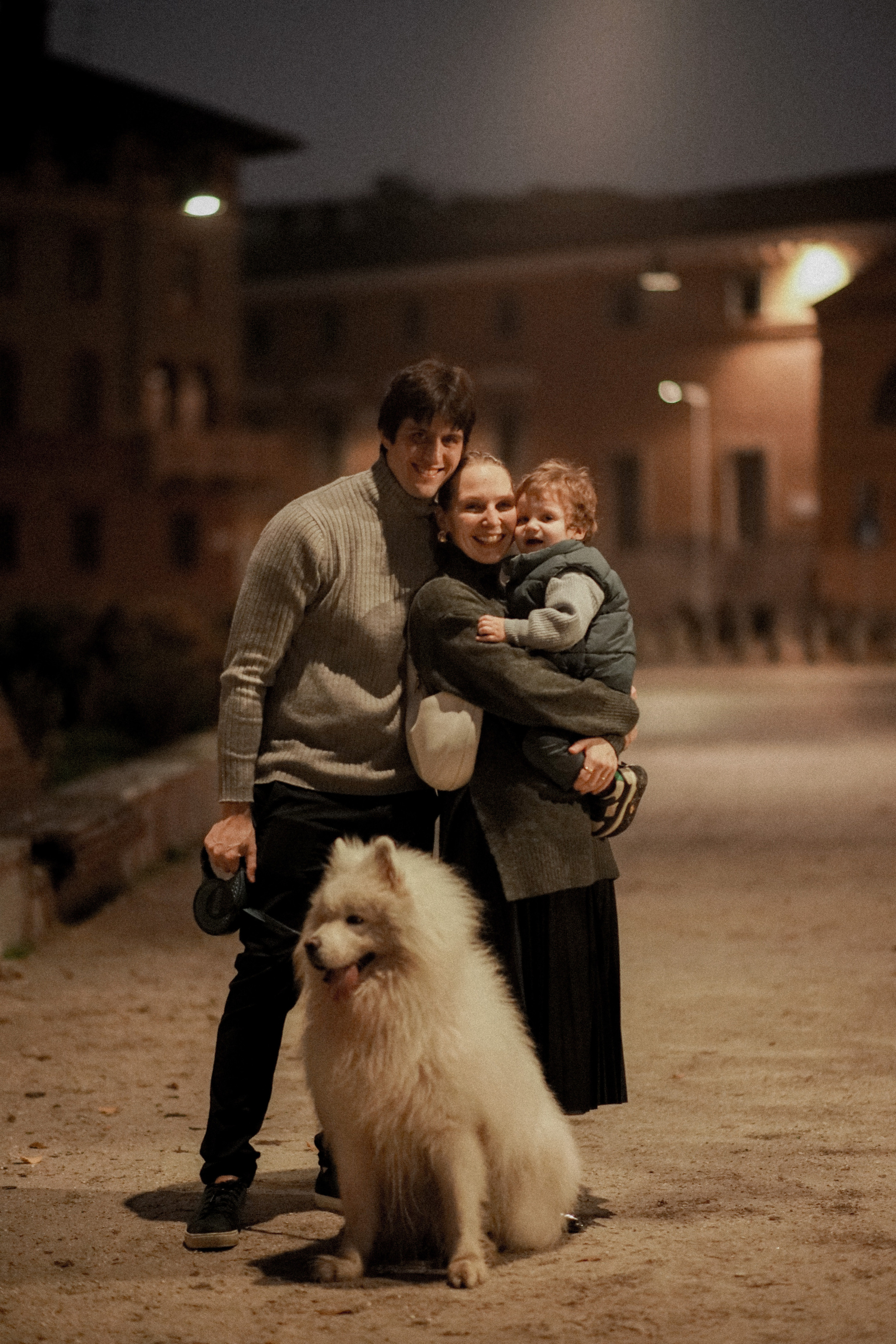Семейная фотопрогулка в Милане осенью. Фотограф в Милане, Лекко и Комо. Фотопрогулки и фотосессии