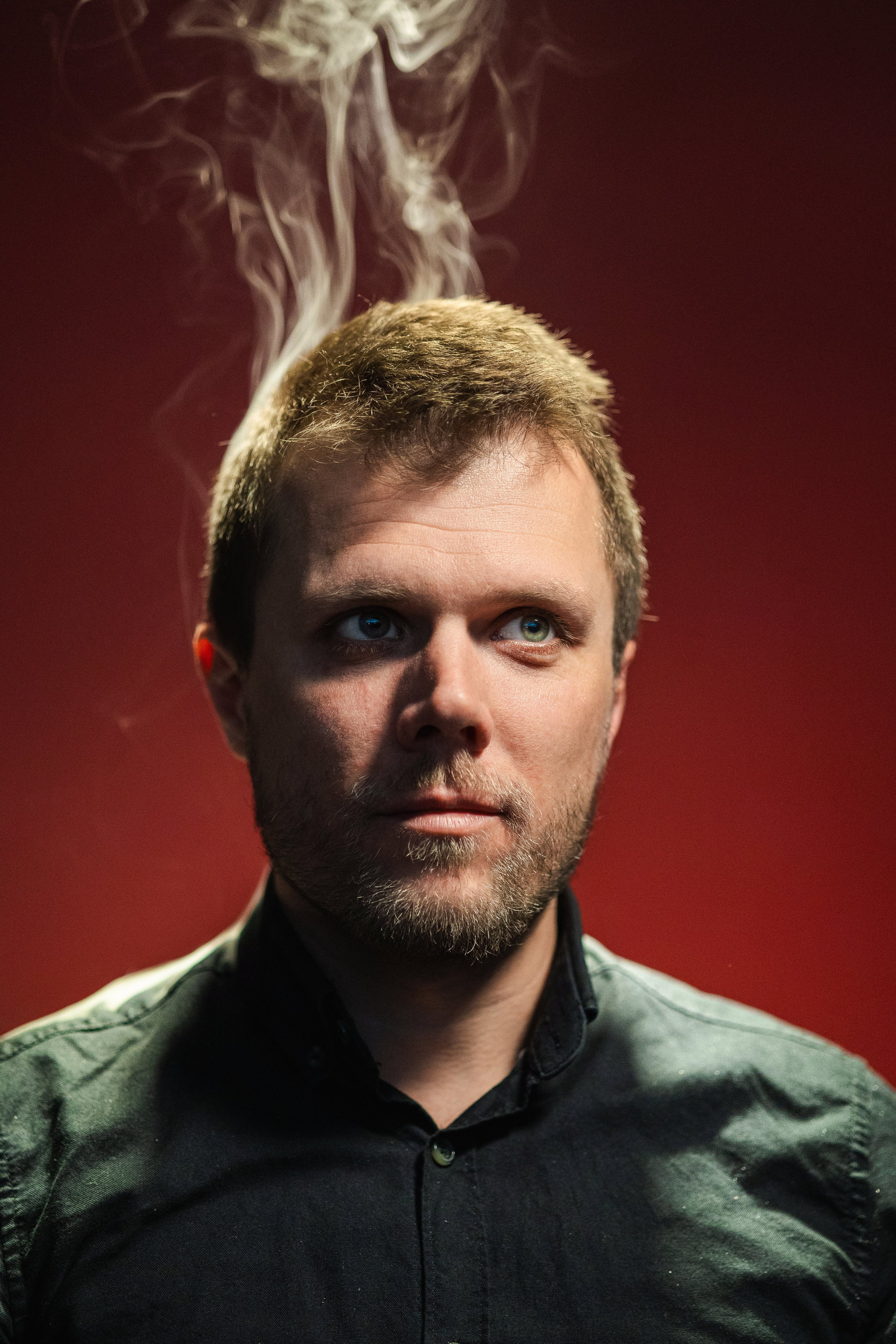 Dan Murzea. Daniel Cioc - Fotograf profesionist în București, specializat în evenimente, nunta, botez, corporate, portret și boudoir