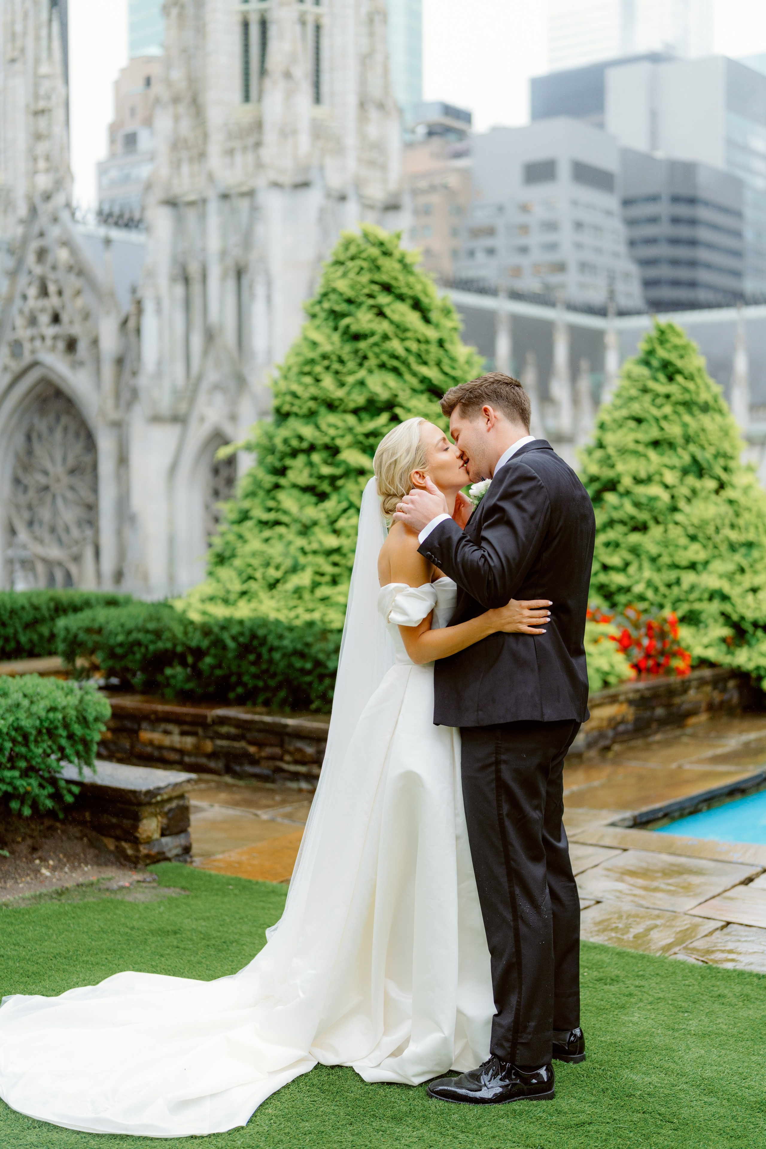 Brianna and Josh’s Manhattan Loft 620 Wedding. Wedding photographer and videographer New York | New Jersey