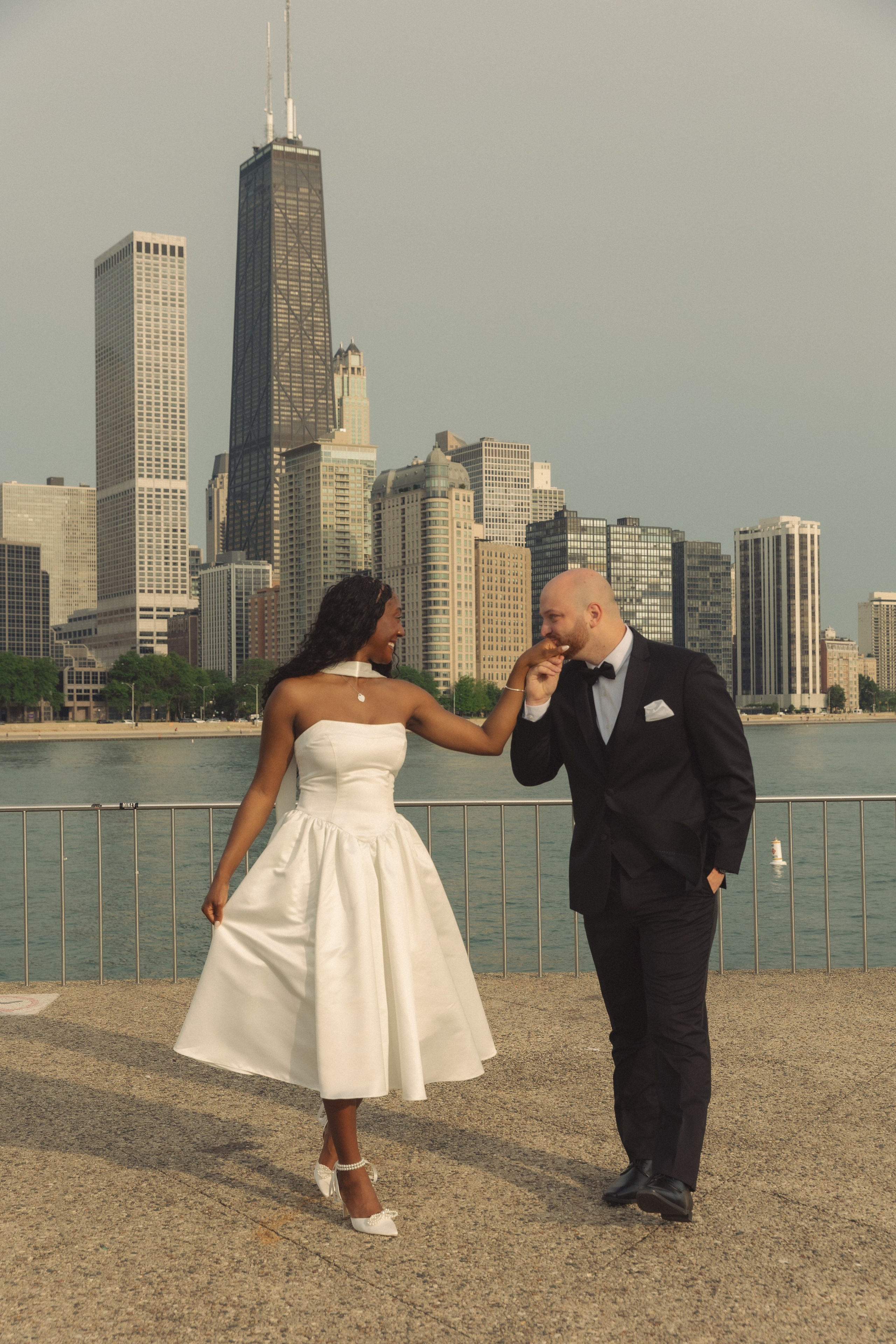 Regan&Drew. Couple photographer in Chicago