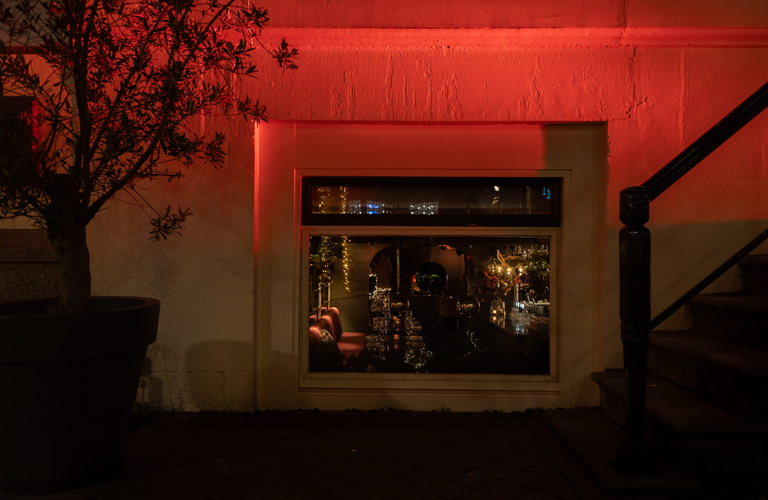 SATCHMO RESTAURANT AMSTERDAM. Lero Photographer and a set designer|individual custom portrait and advertising photography in Zutphen