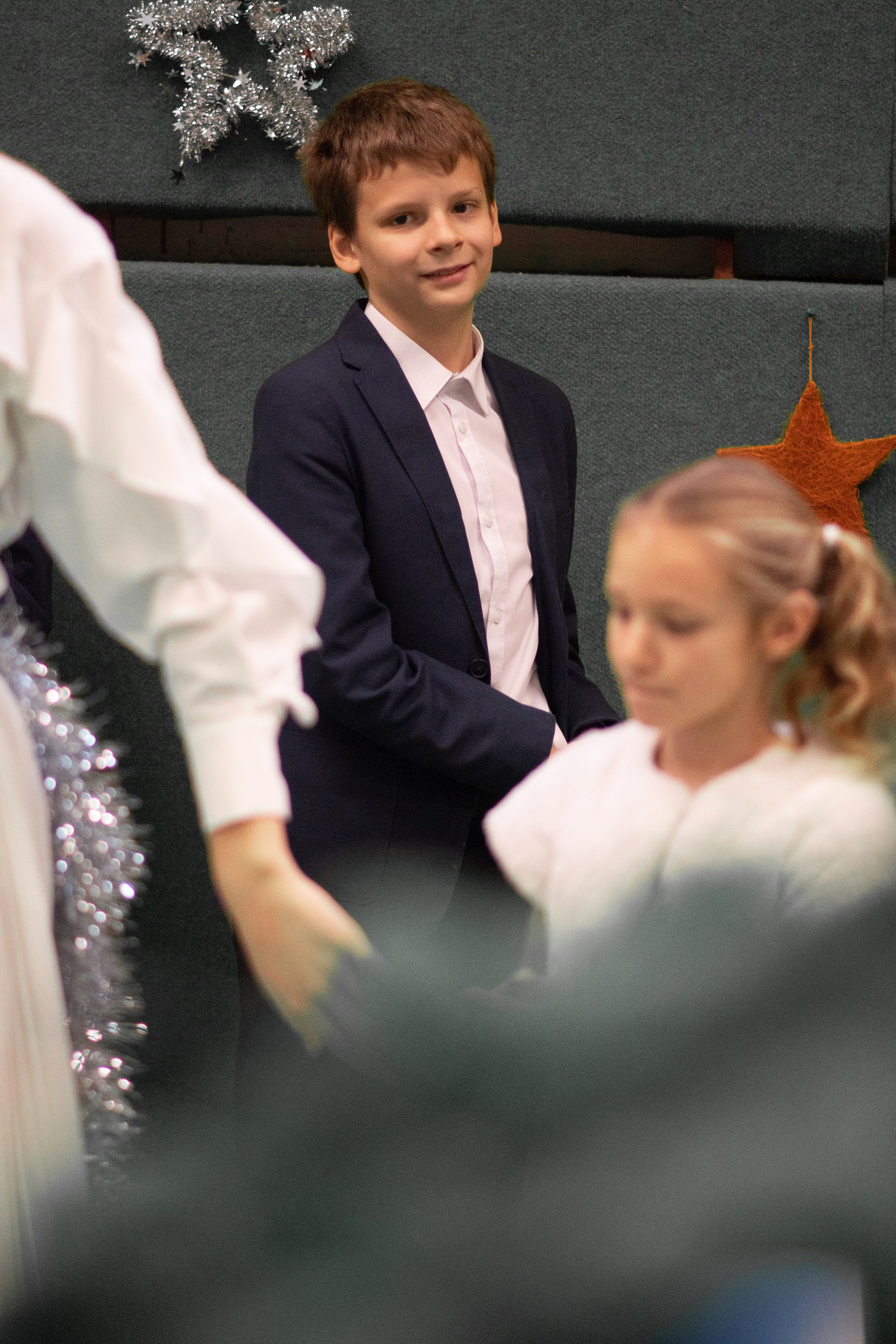 Новогодний хоровод. Семейный и детский фотограф